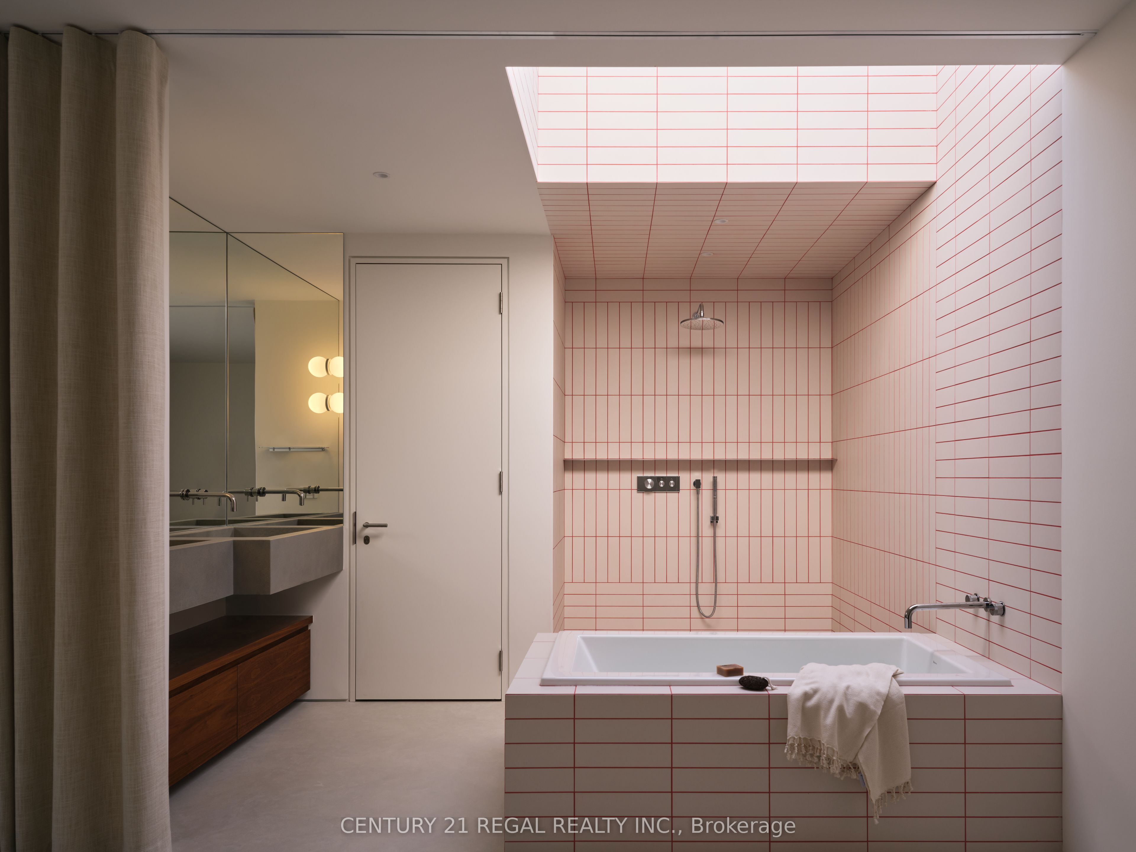 275 Keewatin Avenue, Toronto 5