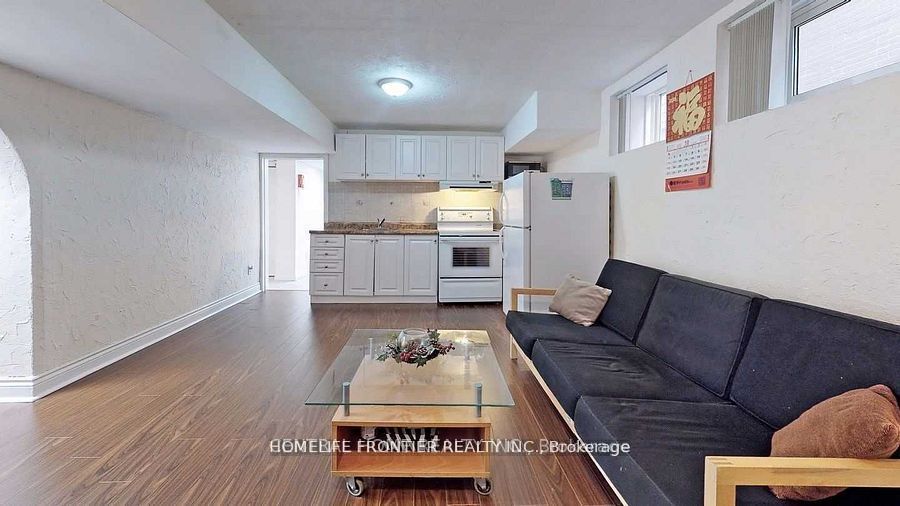 Unit Lower Unit - 40 Sumner Heights Drive, North York 3