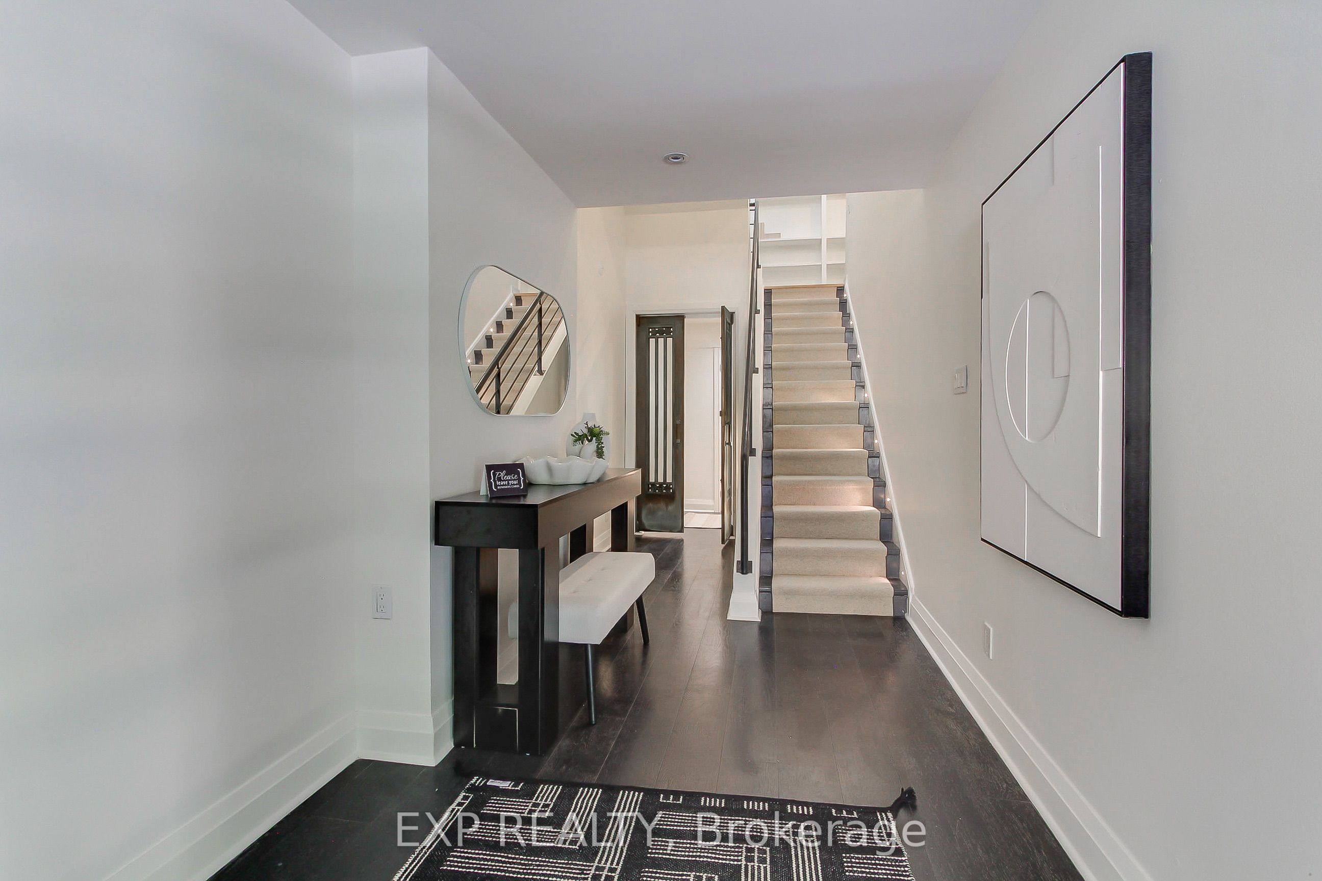 Unit 4 - 306 Sackville Street, Toronto 4
