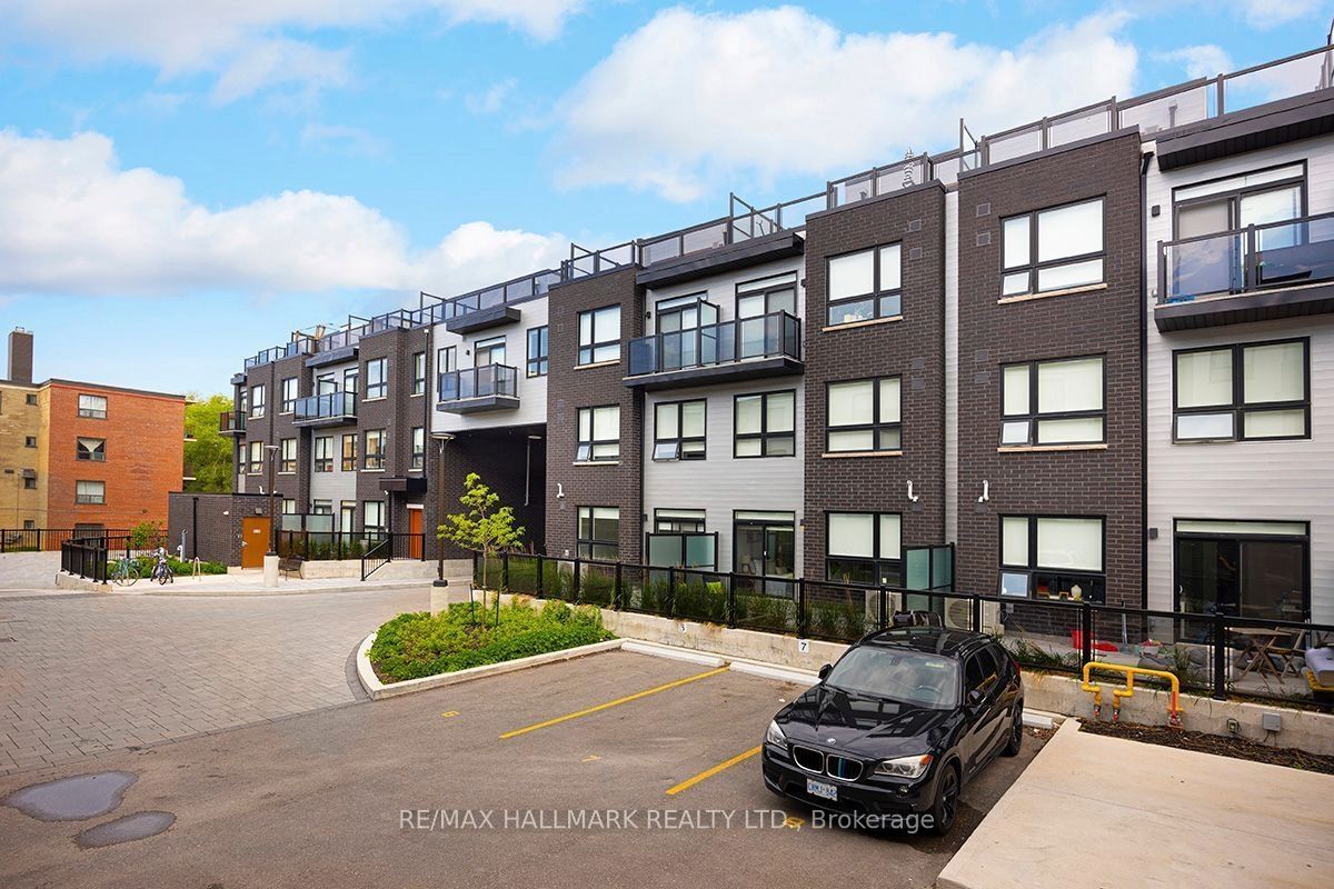 Unit 6 - 15 Brenthall Avenue, North York 2