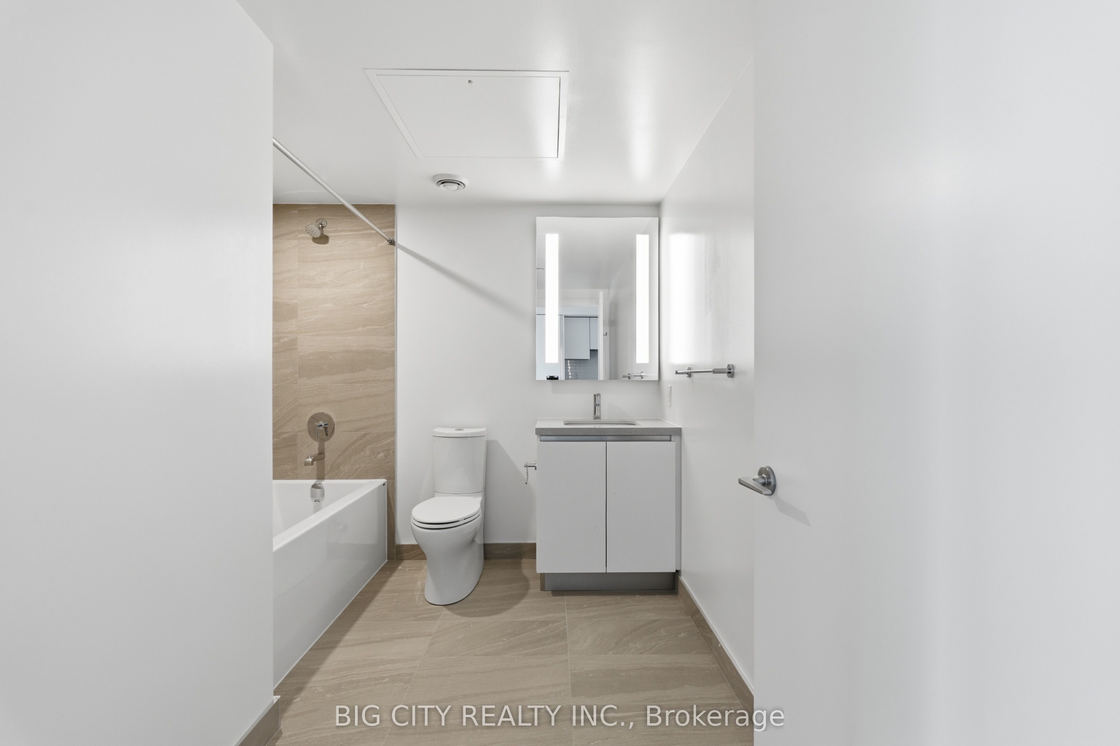 Unit 809 - 25 Frederick Todd Way, Toronto 5