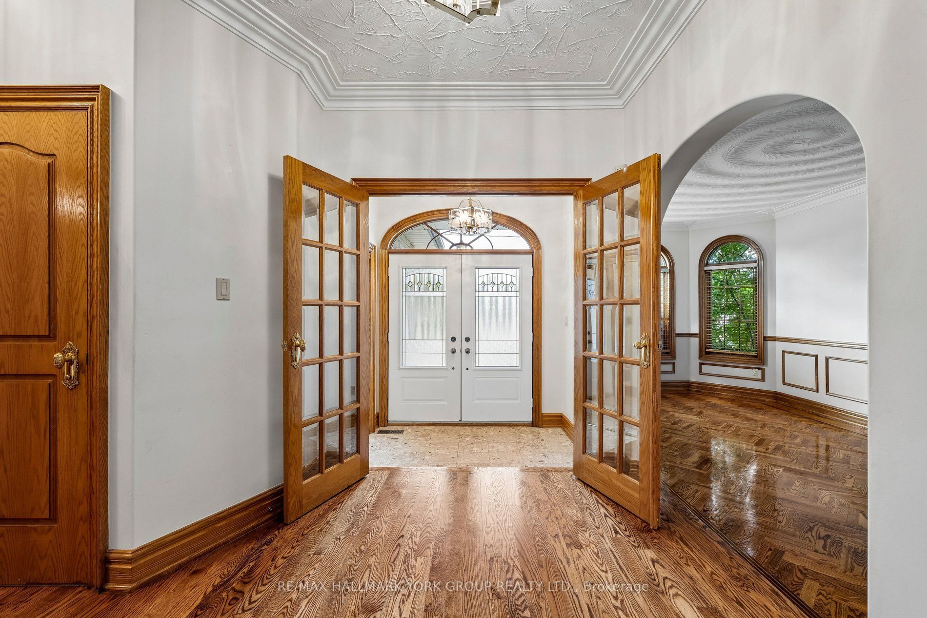 Unit M/F&2/F - 185 Goulding Avenue, North York 3