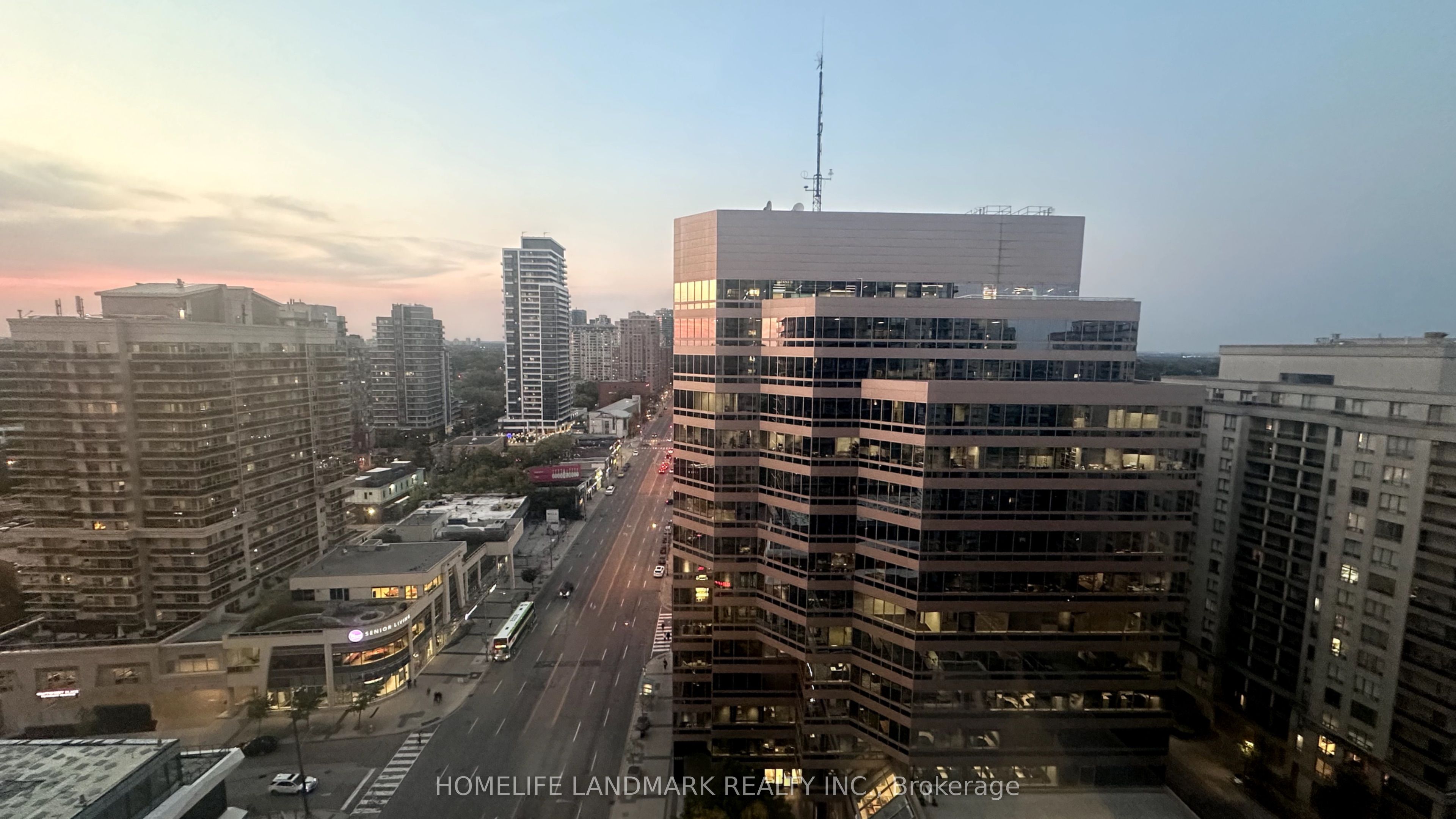 Unit 2112 - 18 Parkview Avenue, North York 2