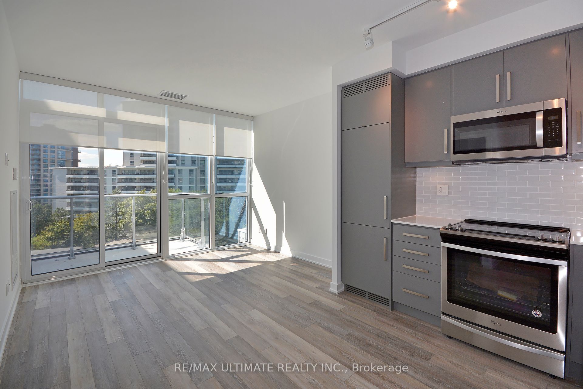 Unit 415 - 5180 Yonge Street, North York 4