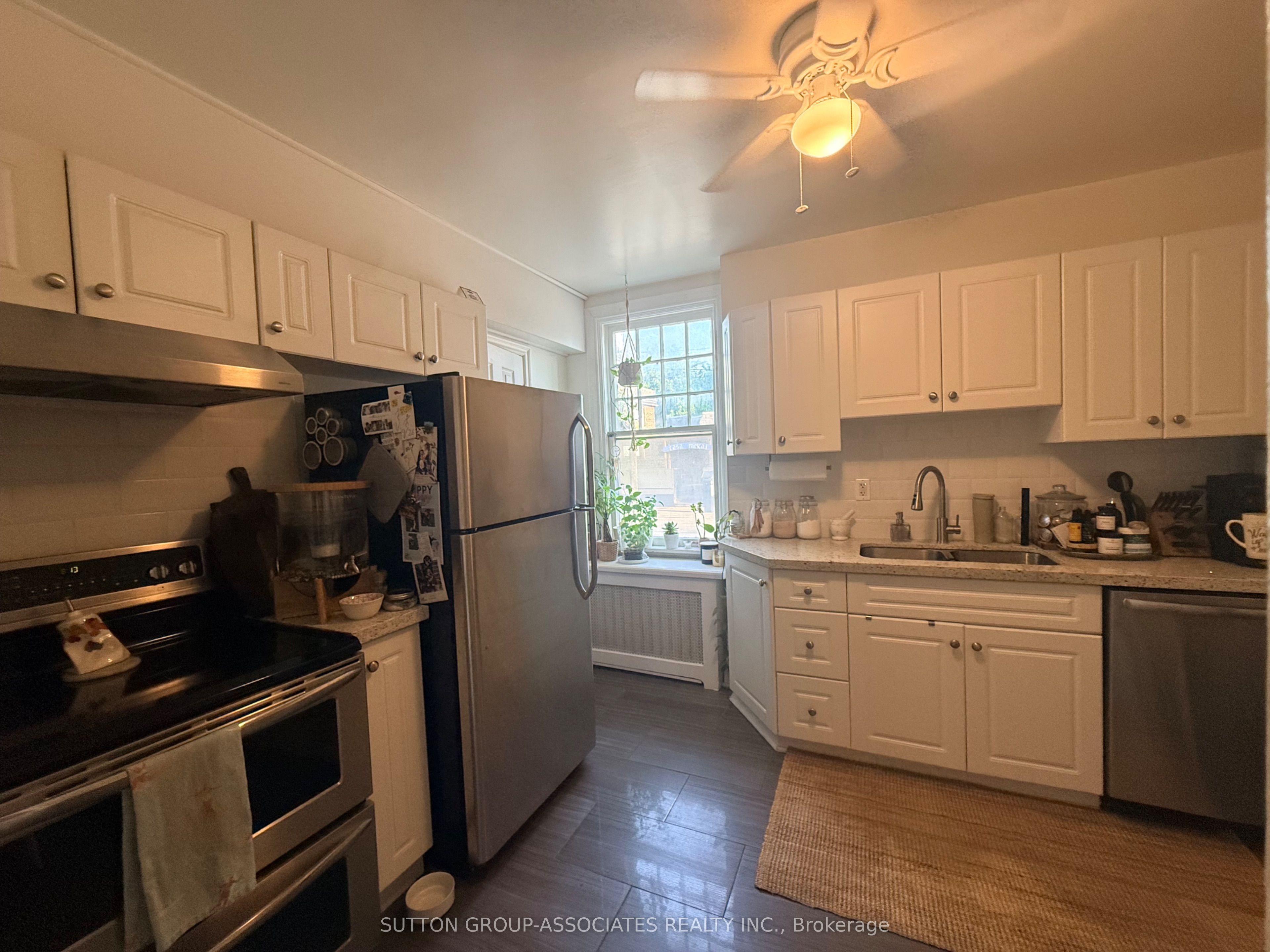 Unit Main - 184 Madison Avenue, Toronto 3