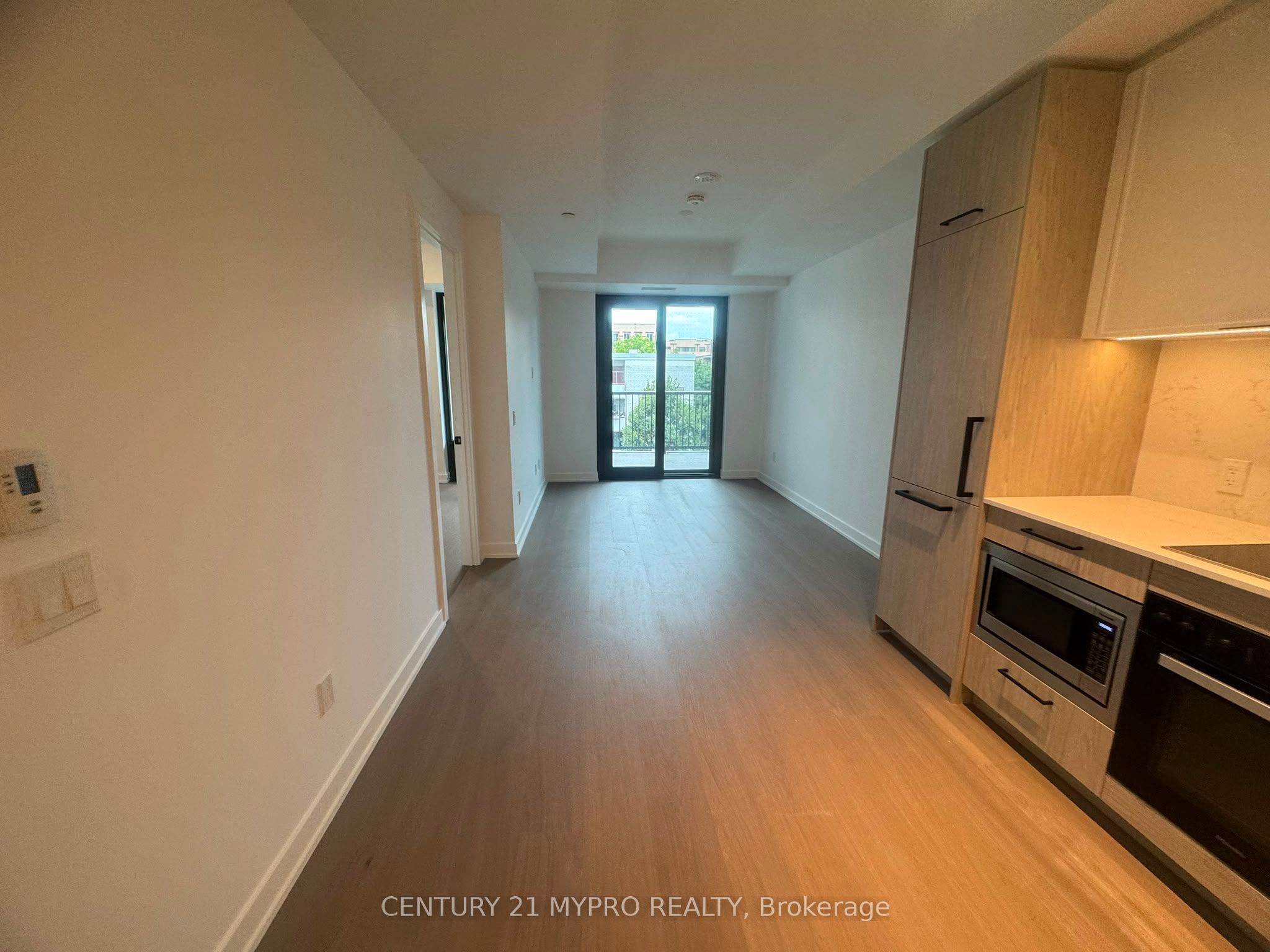Unit 716 - 91 Montclair Avenue, Toronto 2