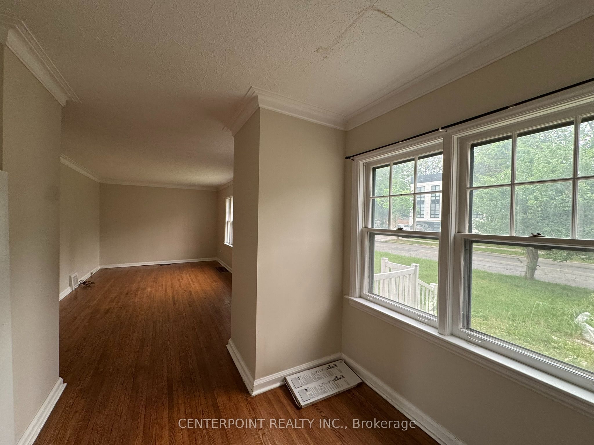 27 Grantbrook Street, North York 5