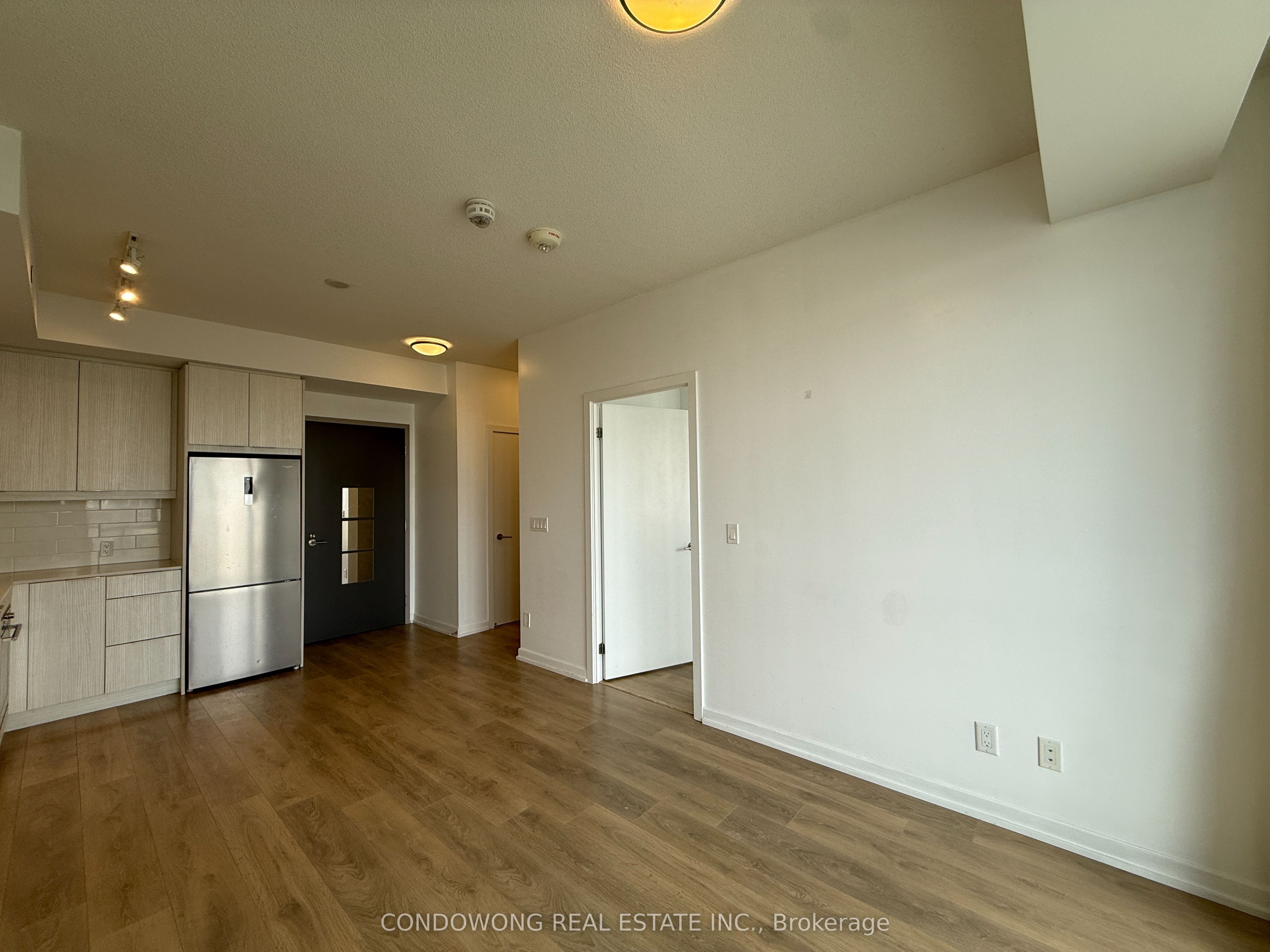 Unit 409 - 32 Forest Manor Road, North York 4