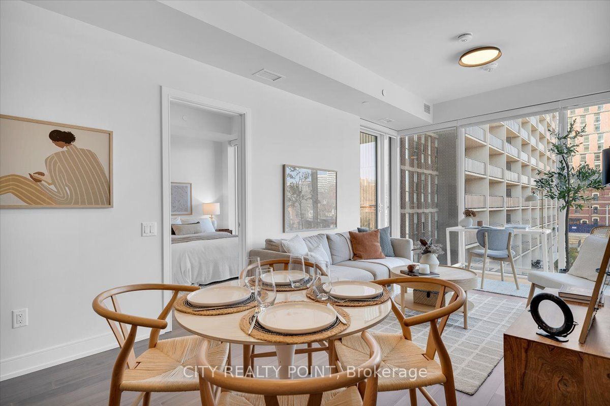 Unit 201 - 664 Spadina Avenue, Toronto 5