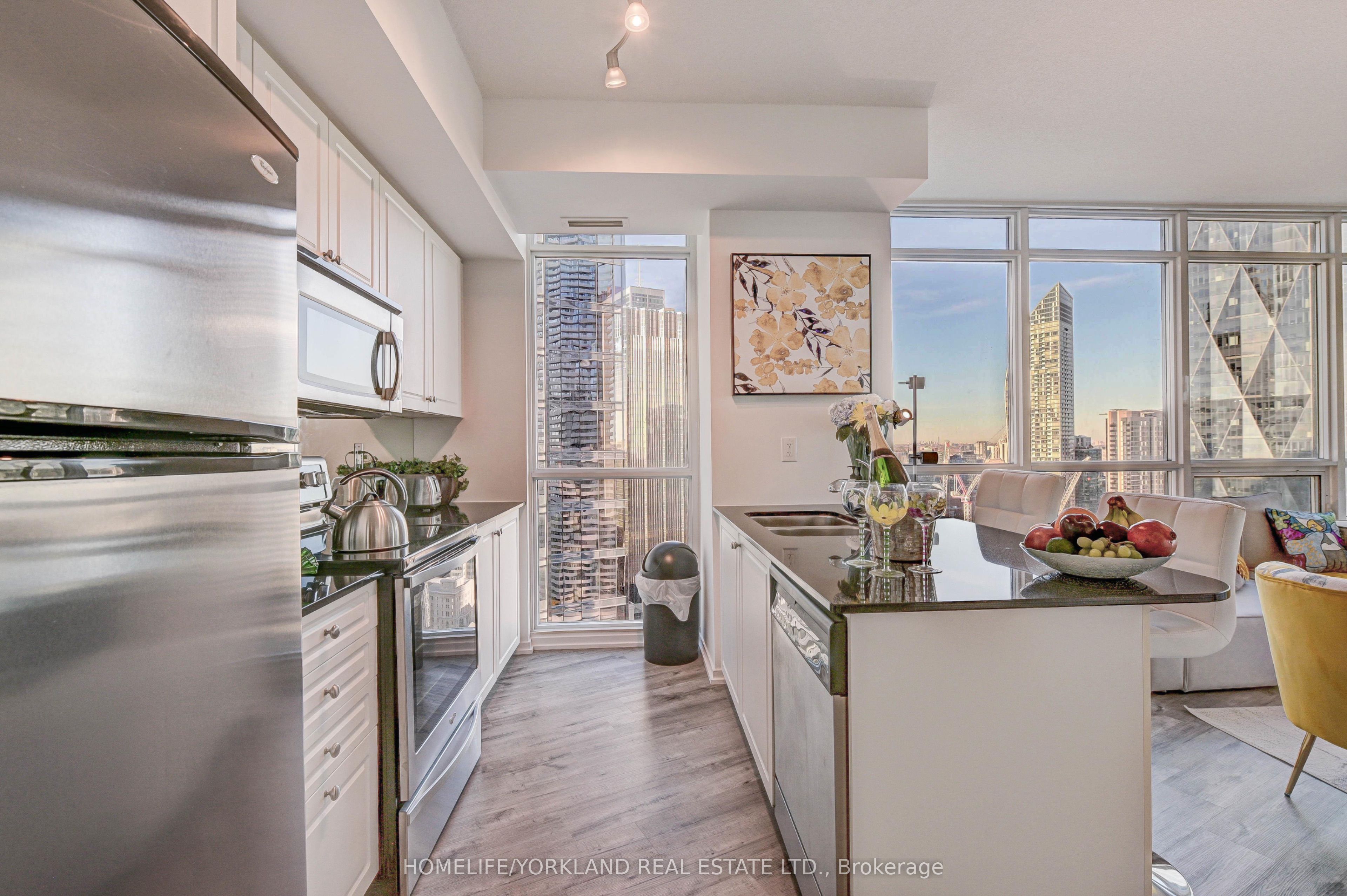 Unit 3008 - 65 Bremner Boulevard, Toronto 4