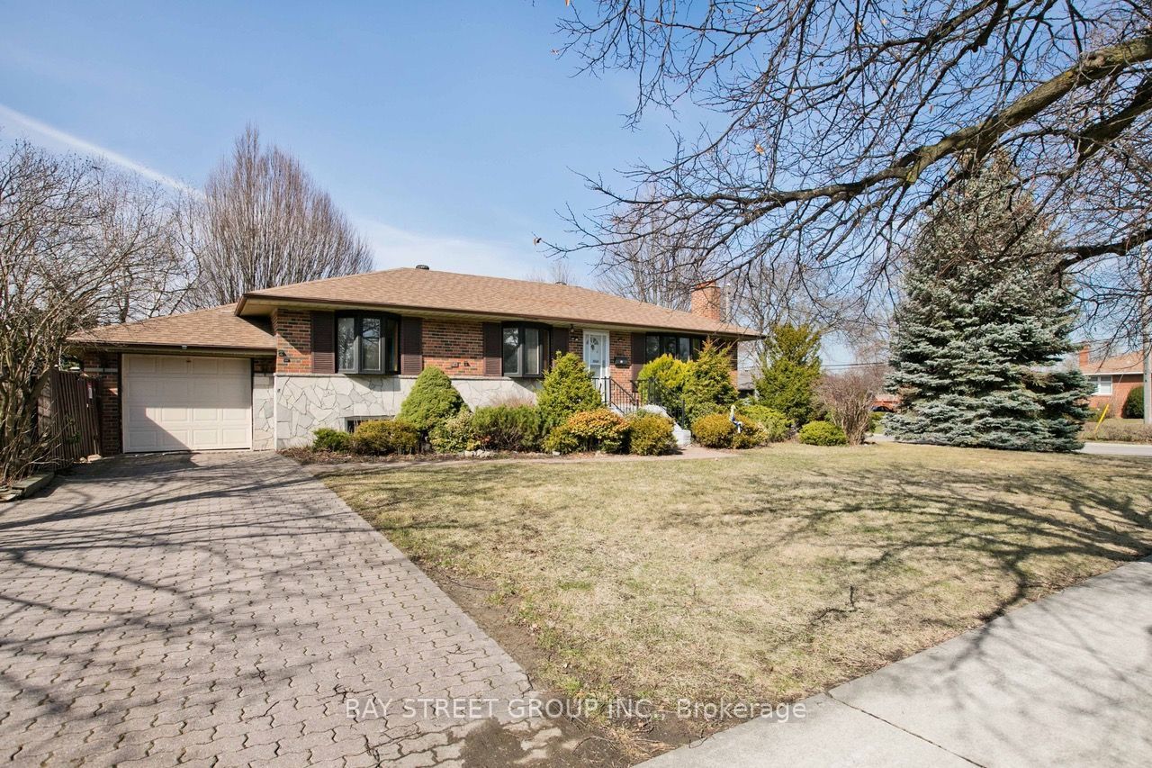 67 Elvaston Drive, North York 3