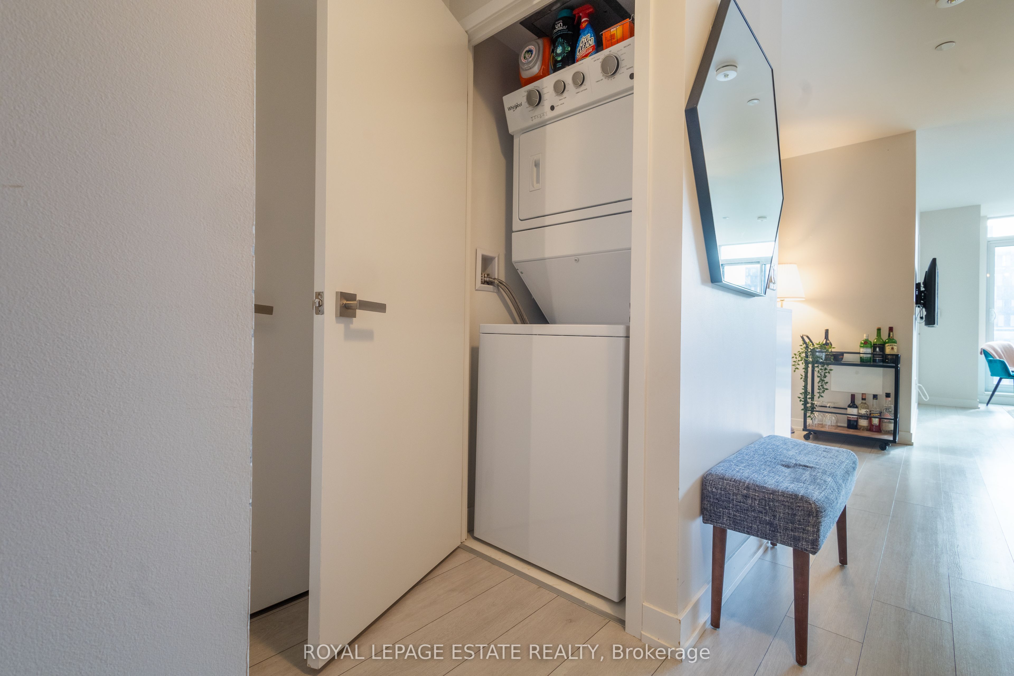 Unit 657 - 31 Tippett Road, North York 3