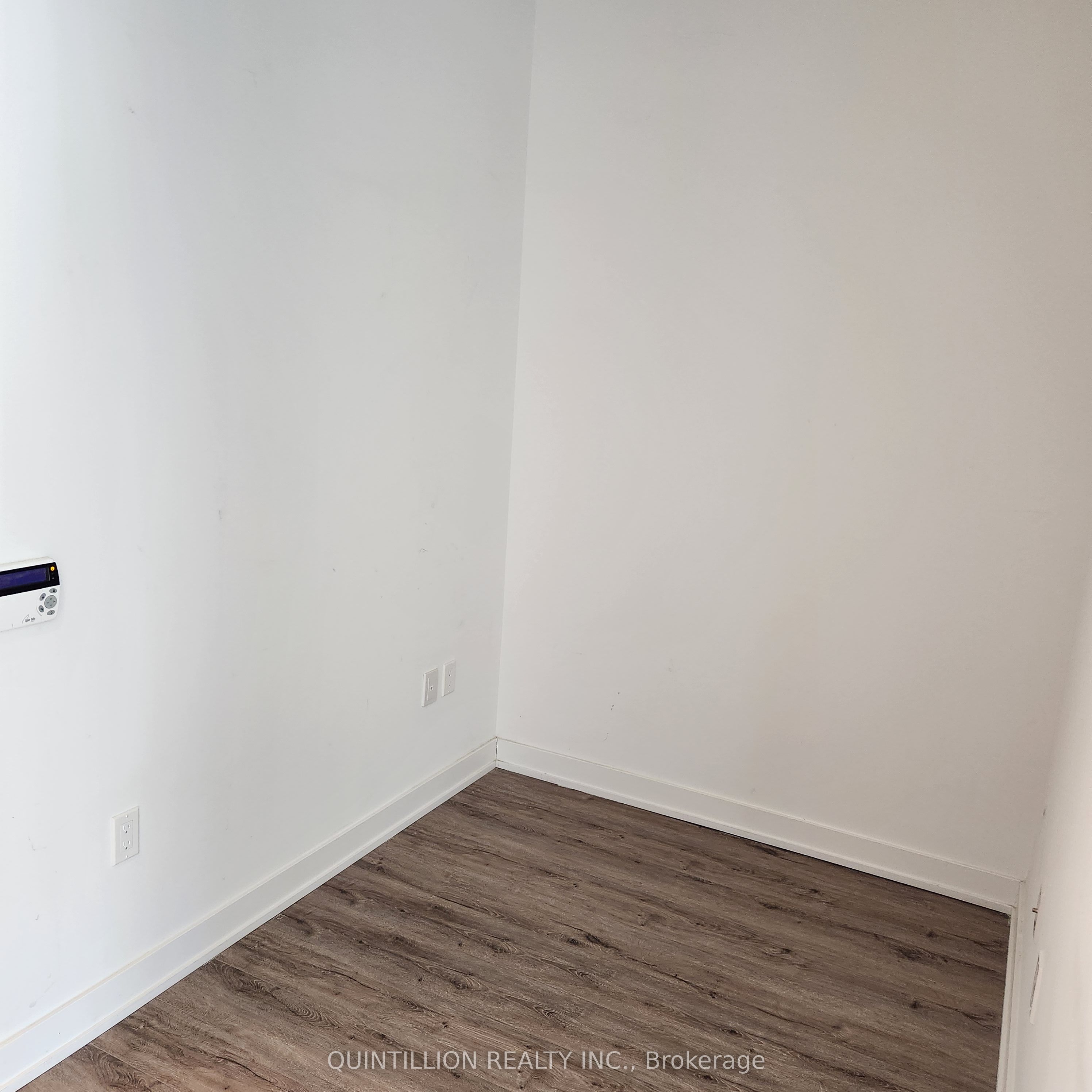 Unit 2606 - 15 Queens Quay, Toronto 5