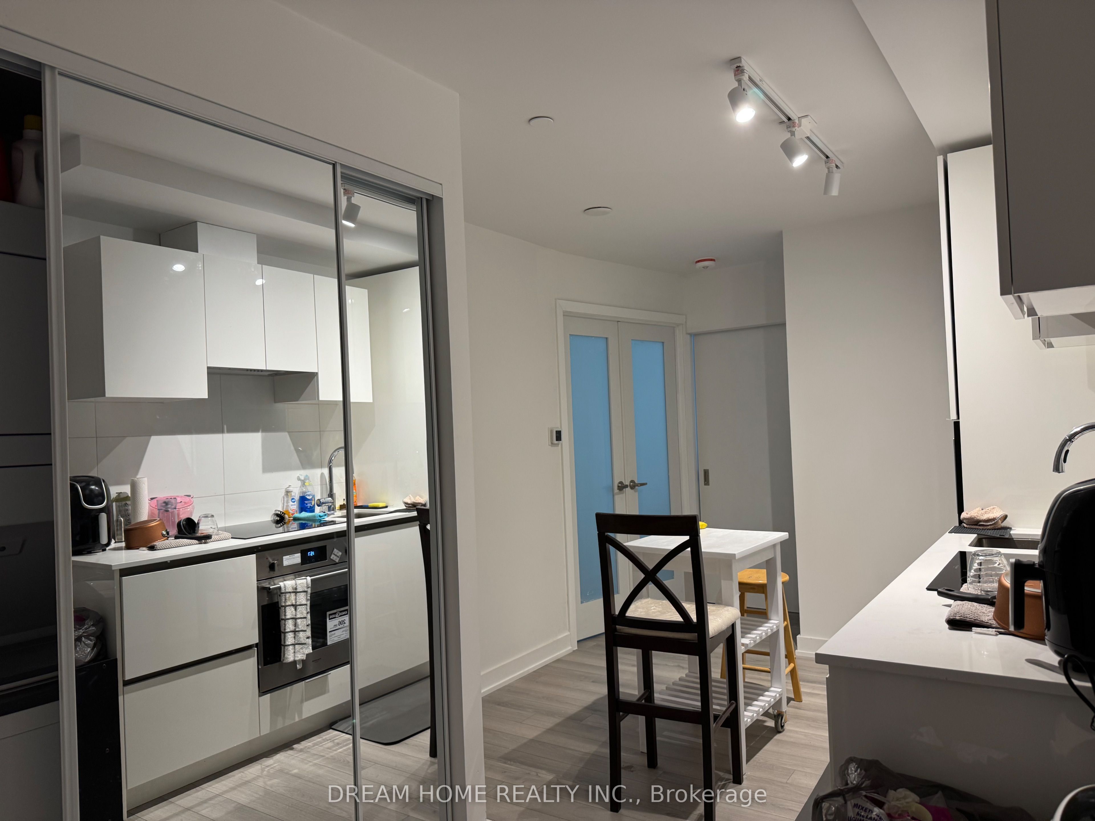 Unit 1226 - 230 Simcoe Street, Toronto 5