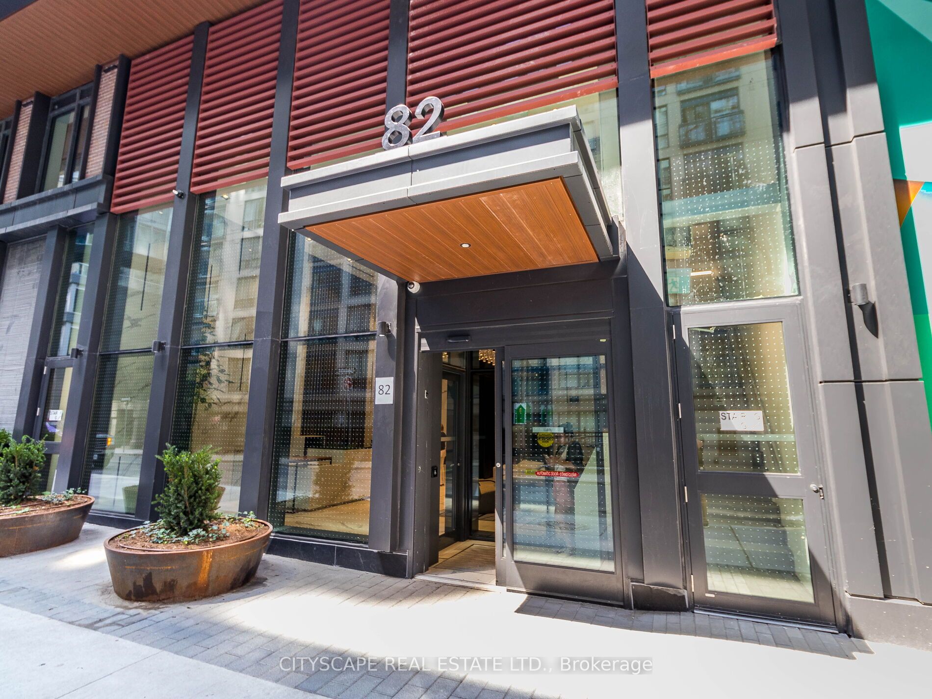 Unit 3003 - 82 Dalhousie Street, Toronto 3