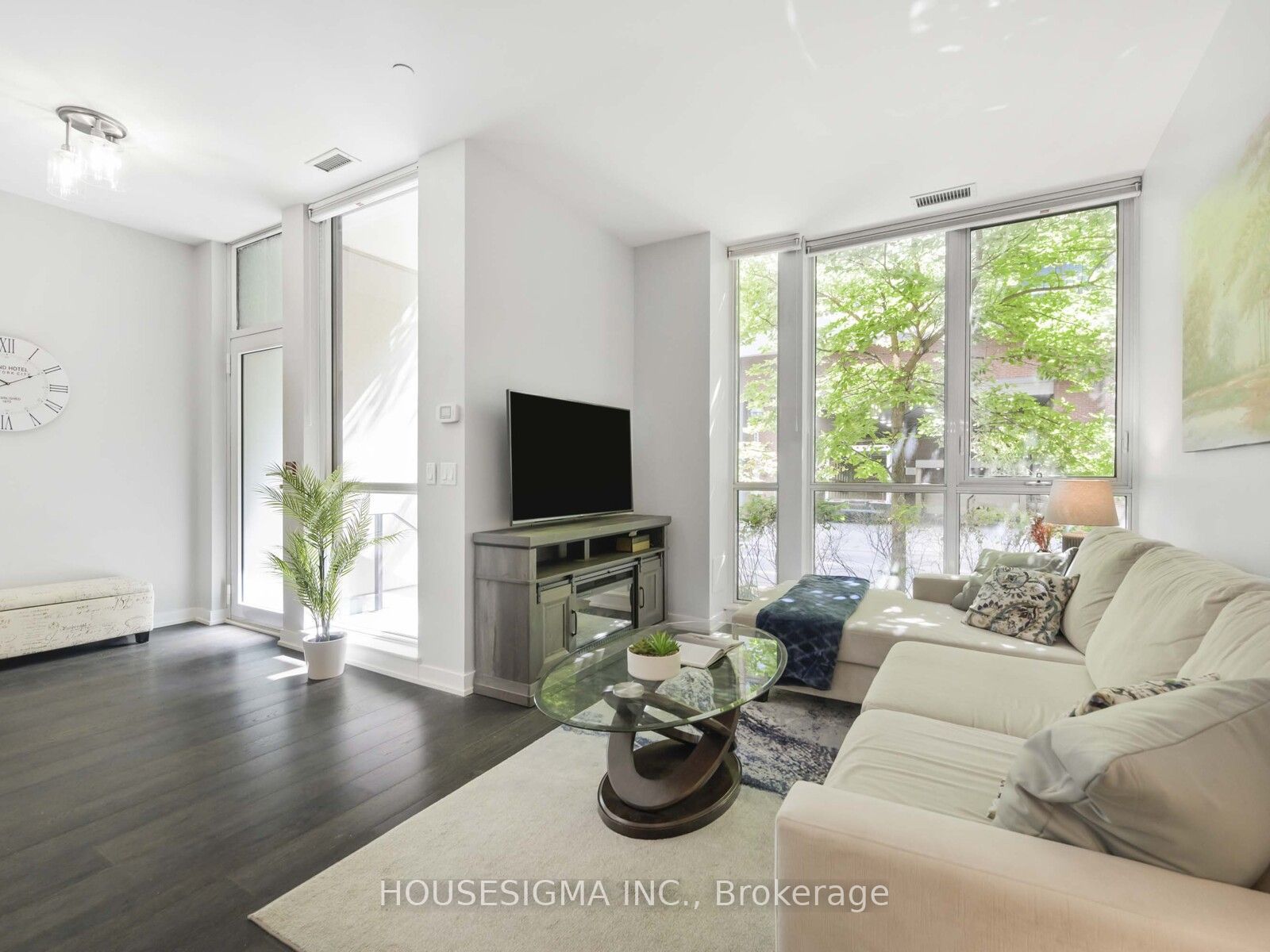 Unit 3 - 32 Bruyers Mews, Toronto 4