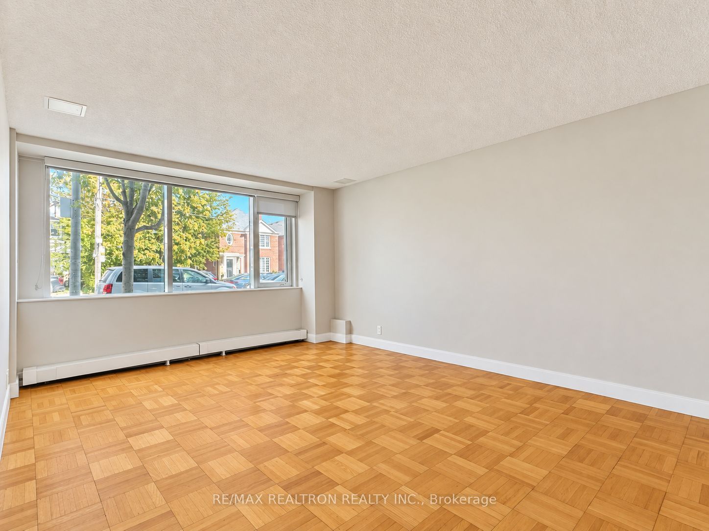 Unit 104 - 990 Avenue Road, Toronto 3