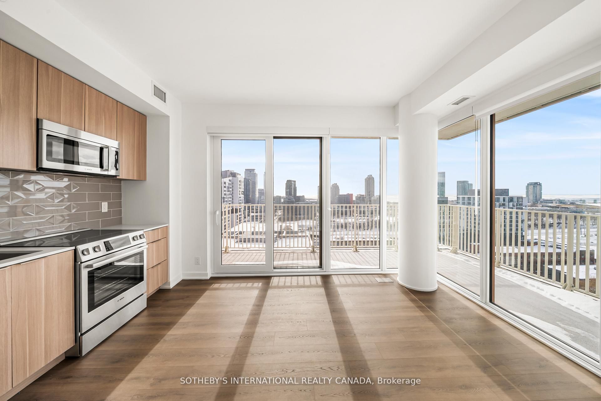 Unit 1217 - 88 bathurst Street, Toronto 3