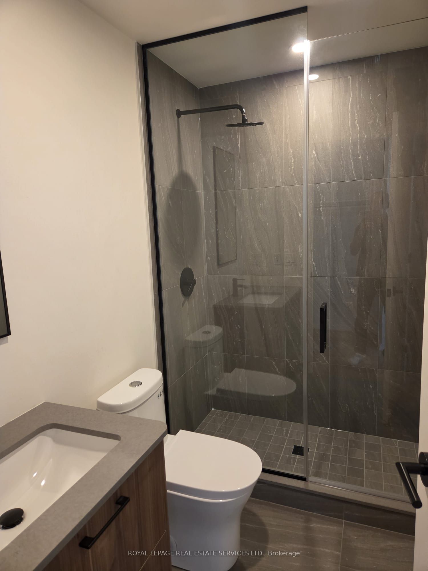 Unit 1009 - 109 Erskine Avenue, Toronto 5