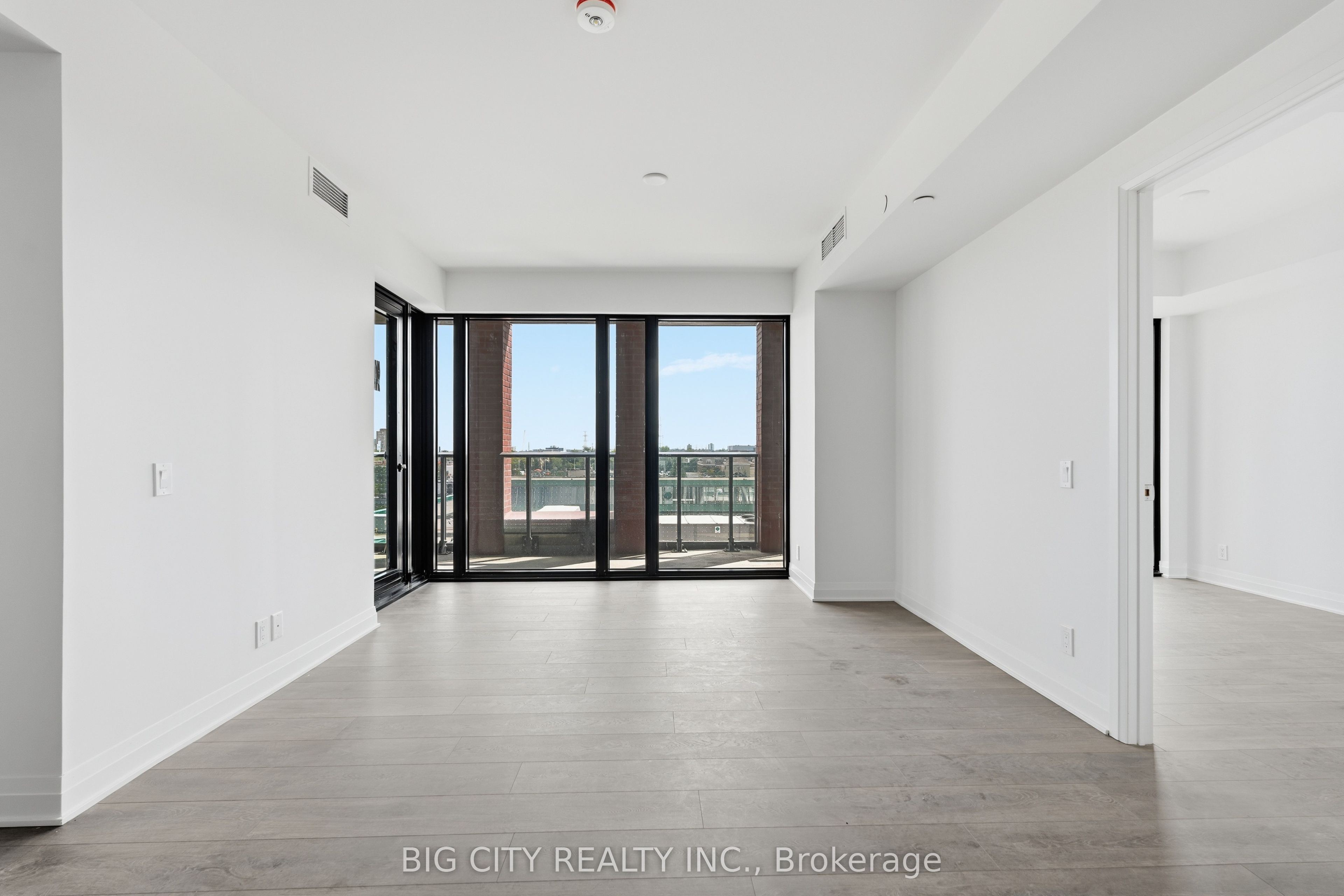 Unit 410 - 25 Frederick Todd Way, Toronto 4