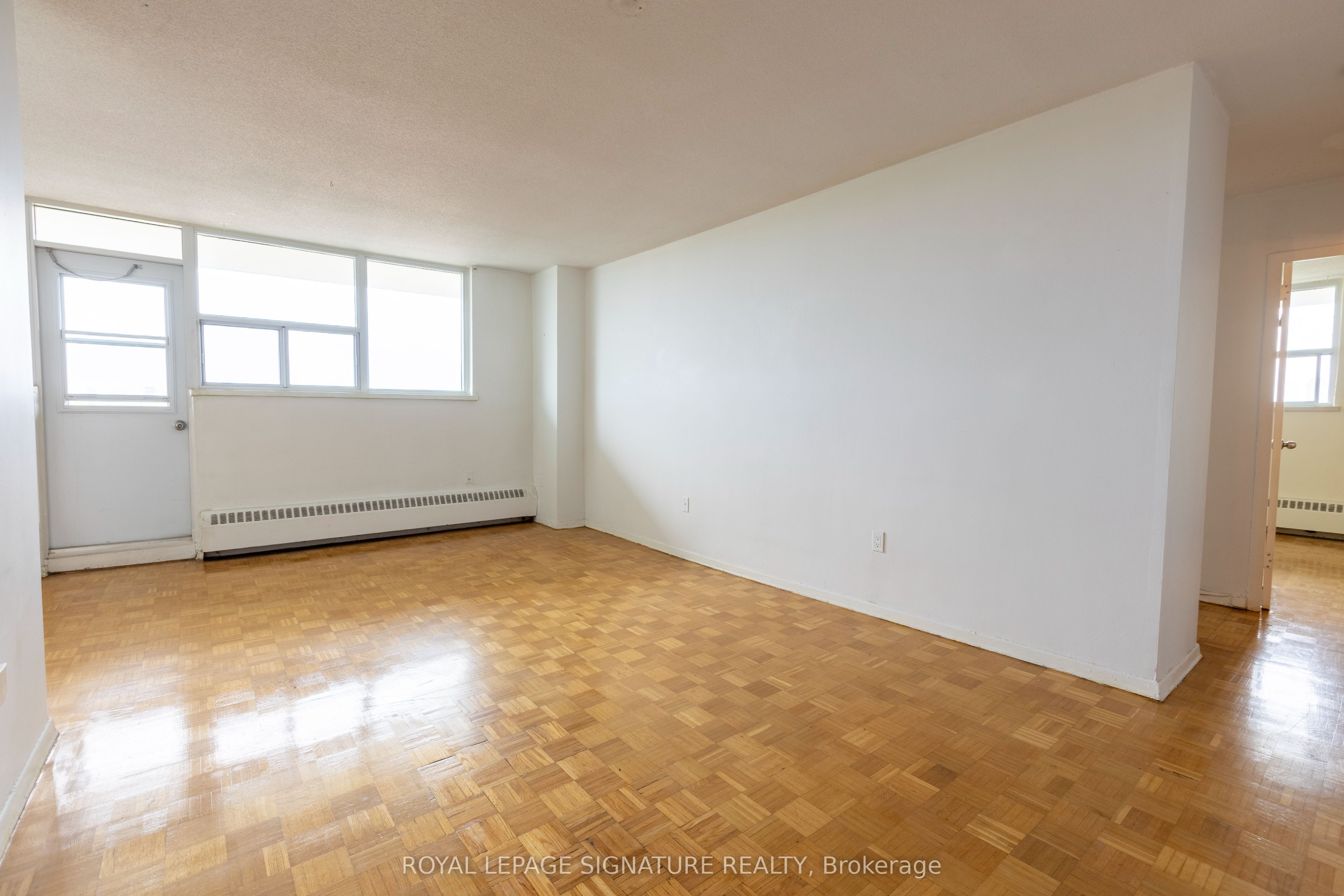 Unit 902 - 161 Oakwood Avenue, Toronto 2