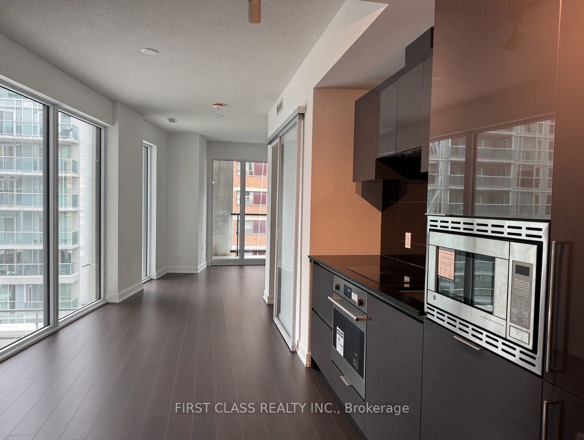 Unit 812 - 121 St Patrick Street, Toronto 3