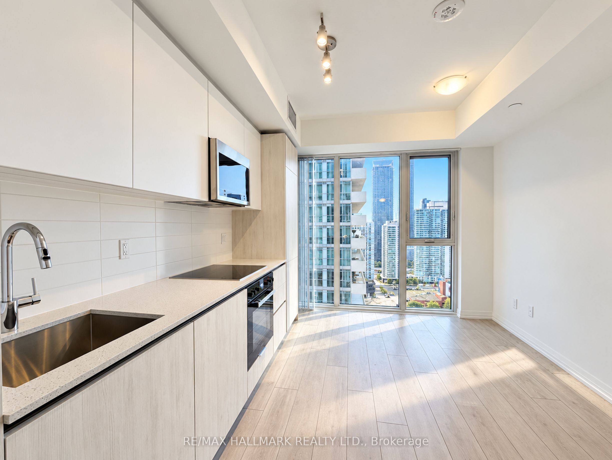 Unit 2616 - 400 King Street W, Toronto 5