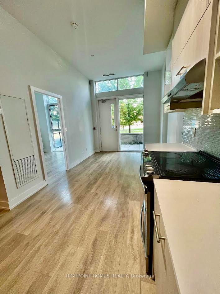 Unit 105 - 150 Fairview Mall Drive, North York 3