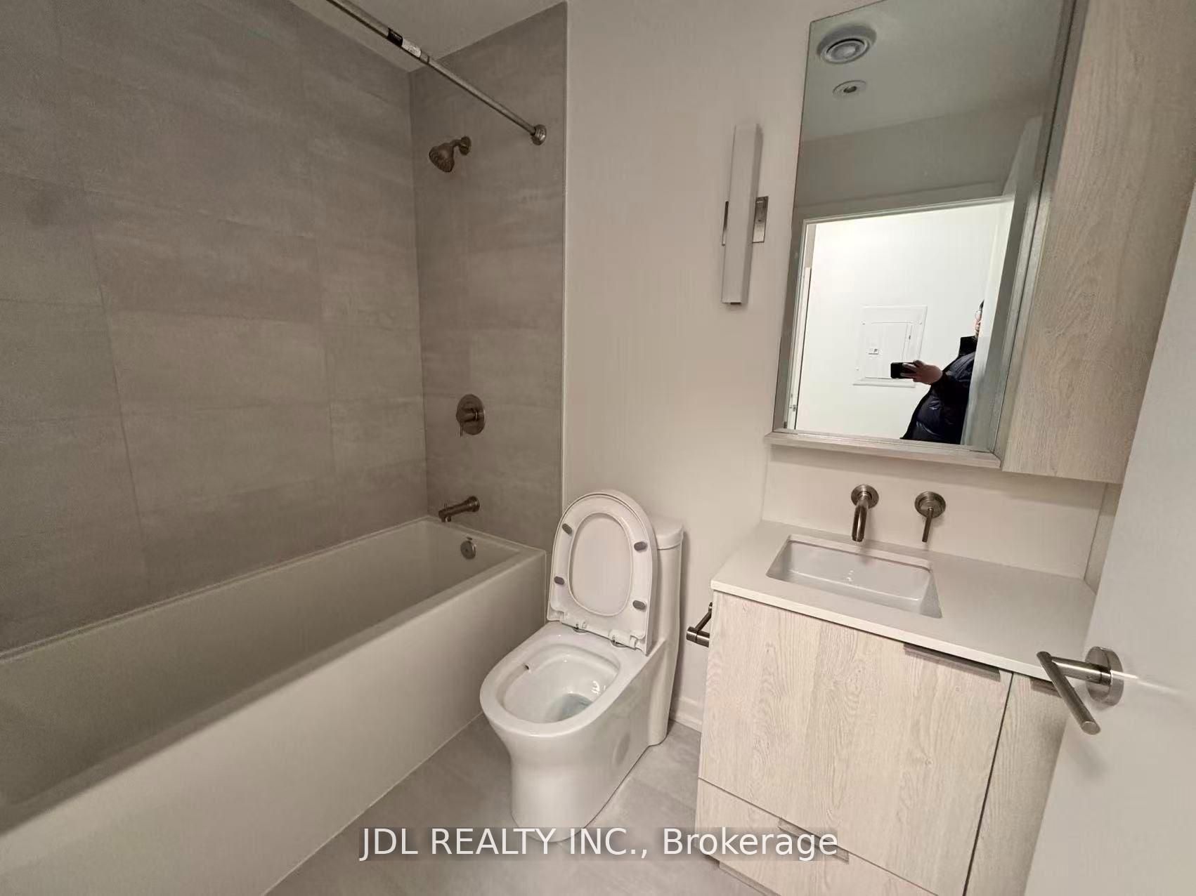 Unit 1107 - 110 Broadway Avenue, Toronto 5