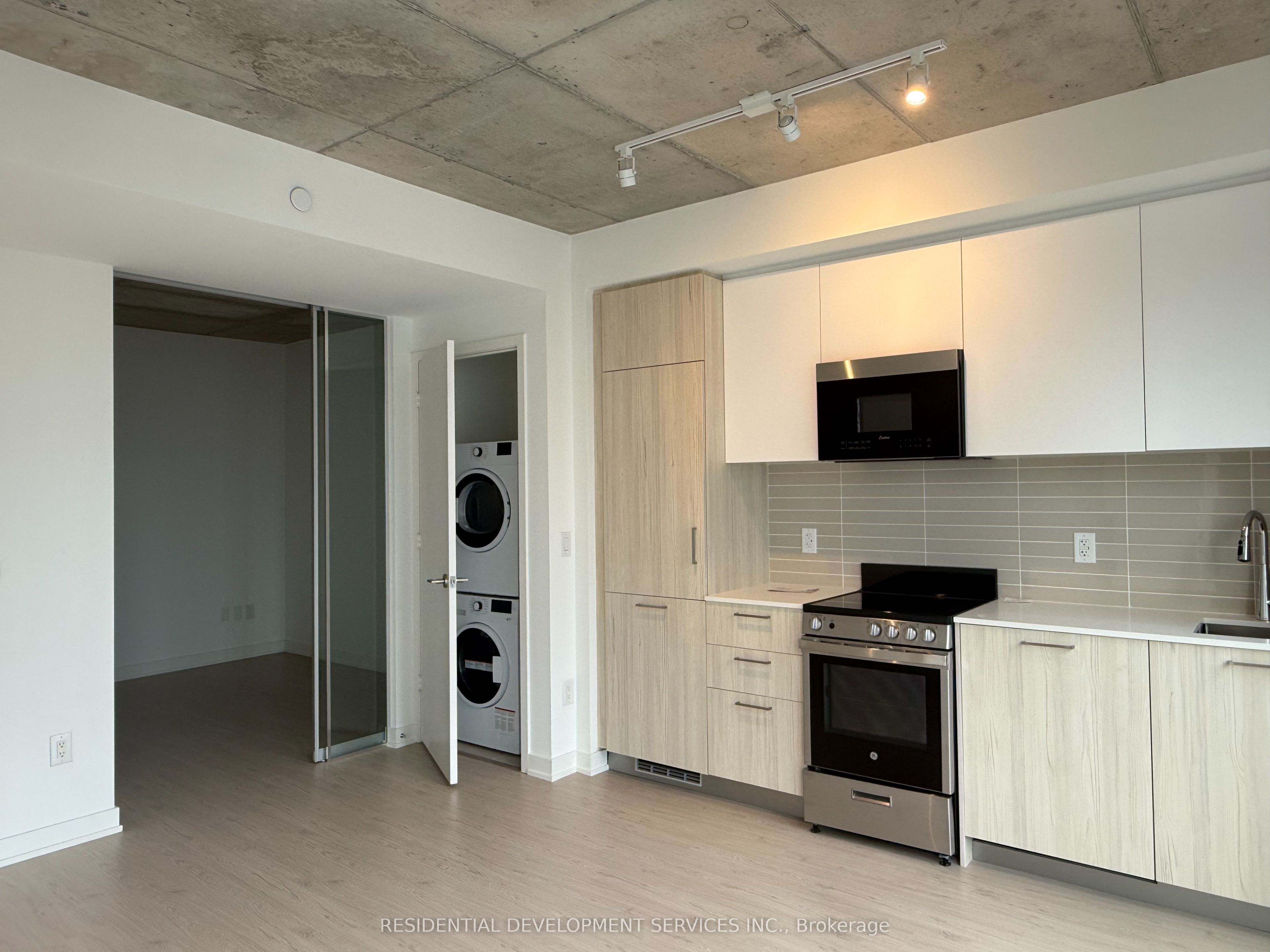 Unit 3005 - 65 Mutual Street, Toronto 4