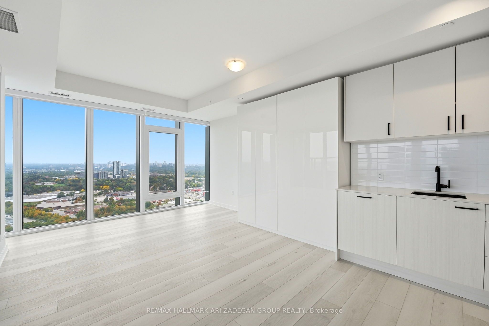 Unit 3807 - 1 Quarrington Lane, North York 2