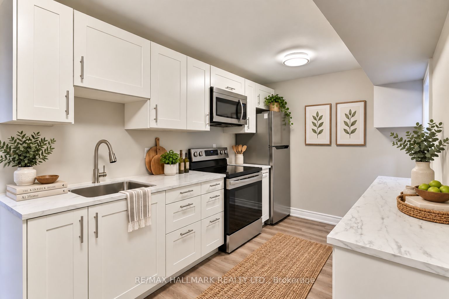 Unit Lower - 18 Aldenham Crescent, North York 4