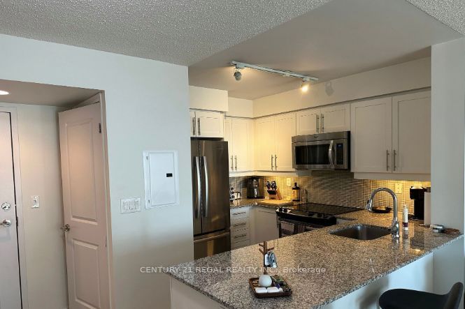 Unit 2009 - 125 Western Battery Road, Toronto 3