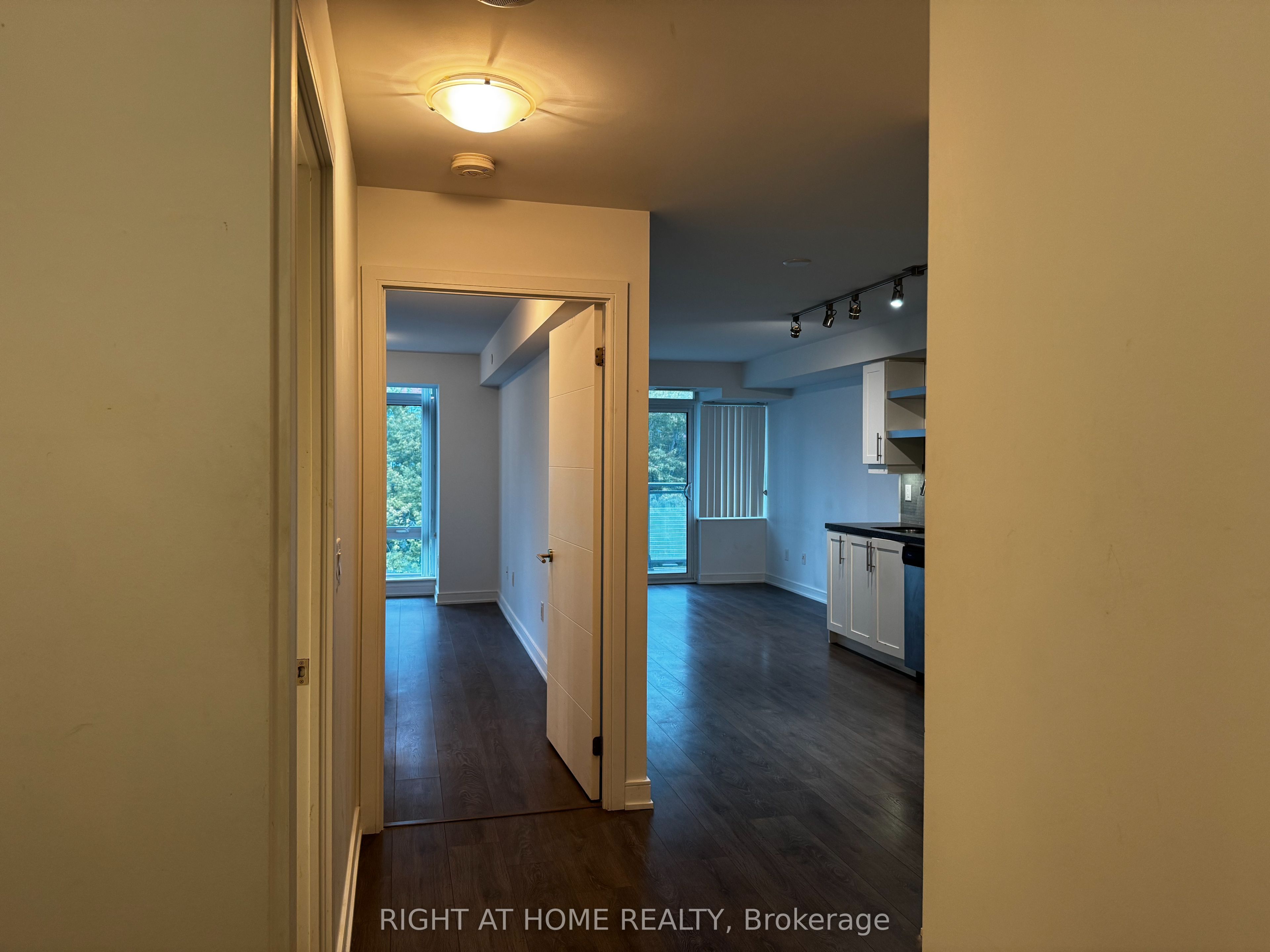 Unit 723 - 525 Adelaide Street W, Toronto 2