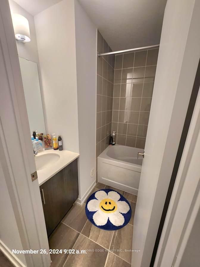 Unit Room 4 - 9 Spruce Pines Crescent, North York 5