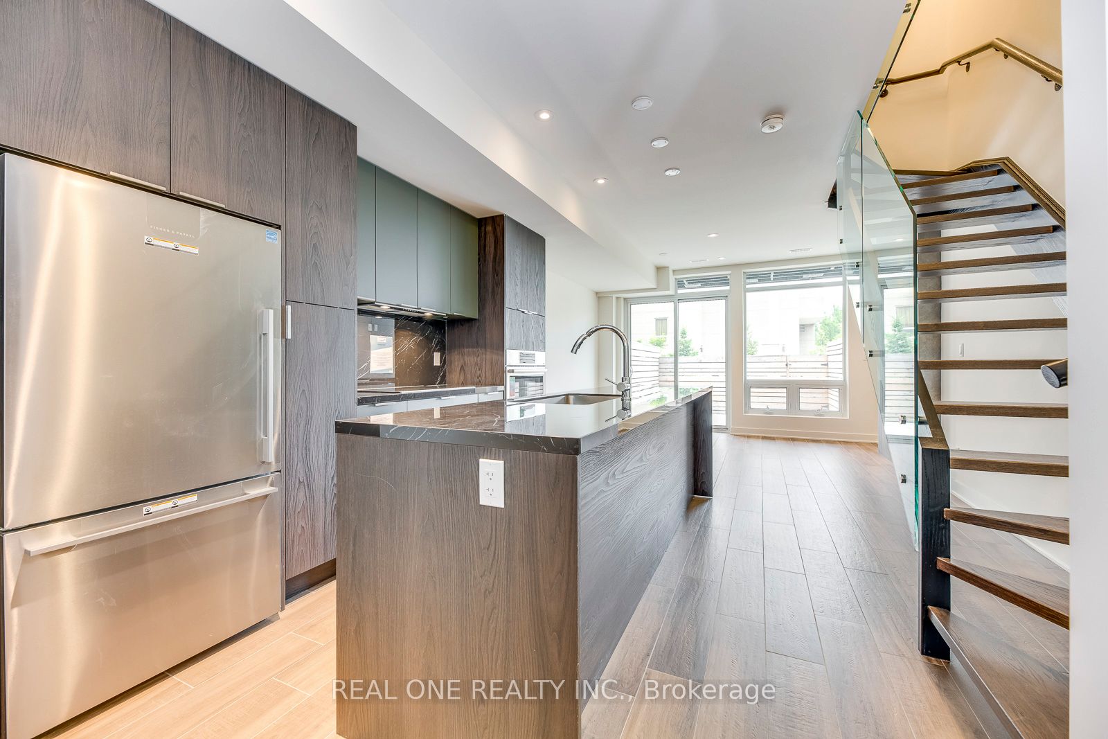 42 Sonic Way, Toronto 4