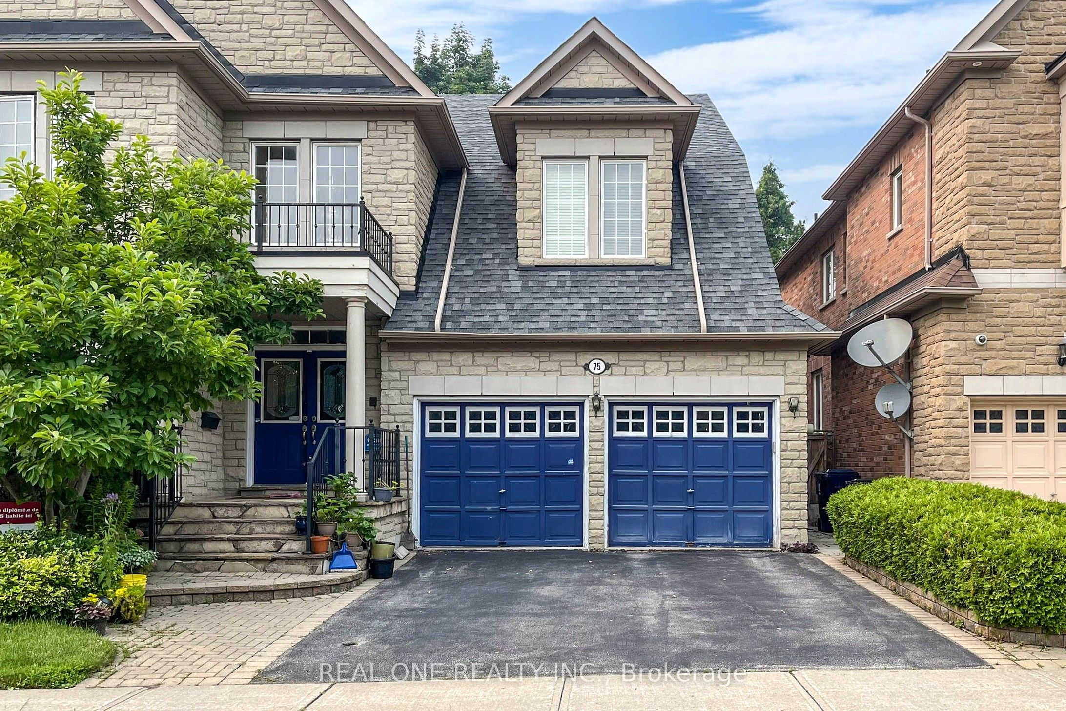 75 Green Meadows Circle, North York 3