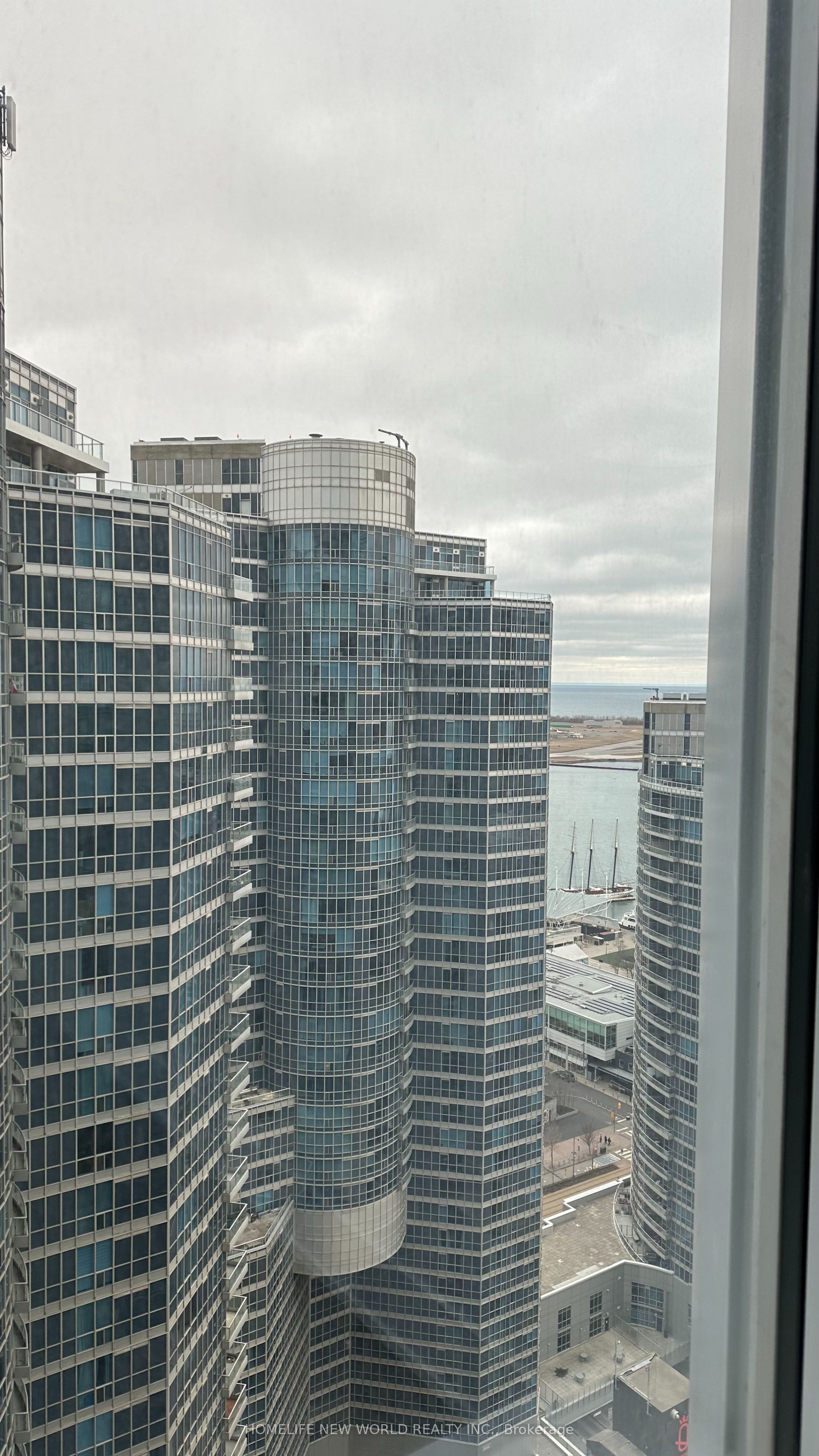 Unit 3306 - 10 York Street, Toronto 5