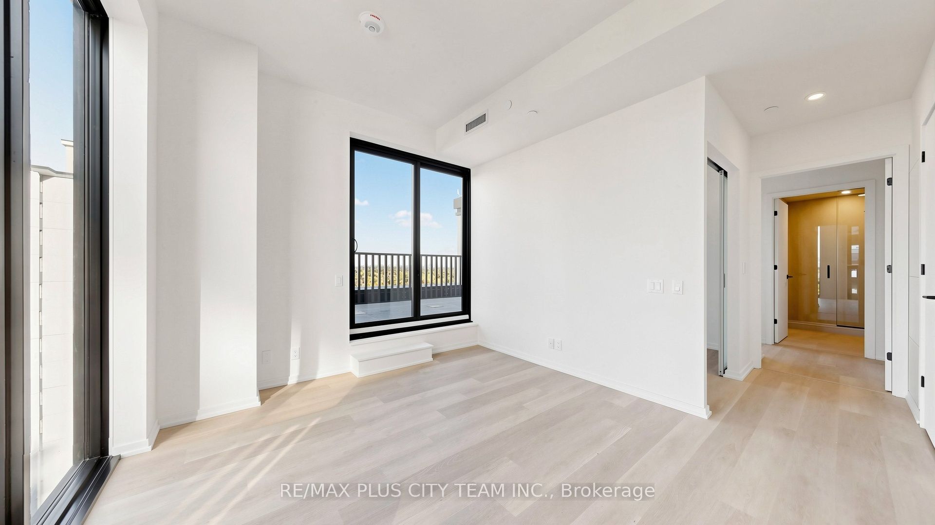 Unit 1801 - 109 Erskine Avenue, Toronto 5