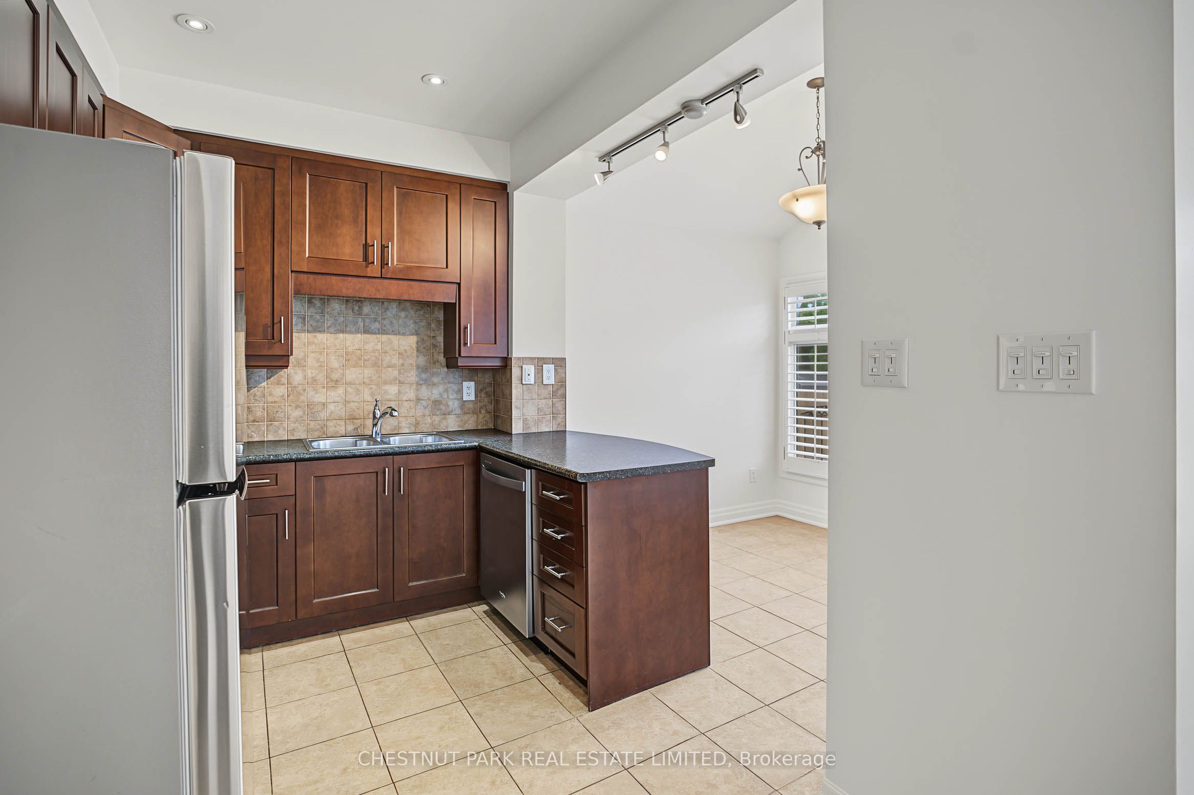 Unit Main - 48 Grace Street, Toronto 4