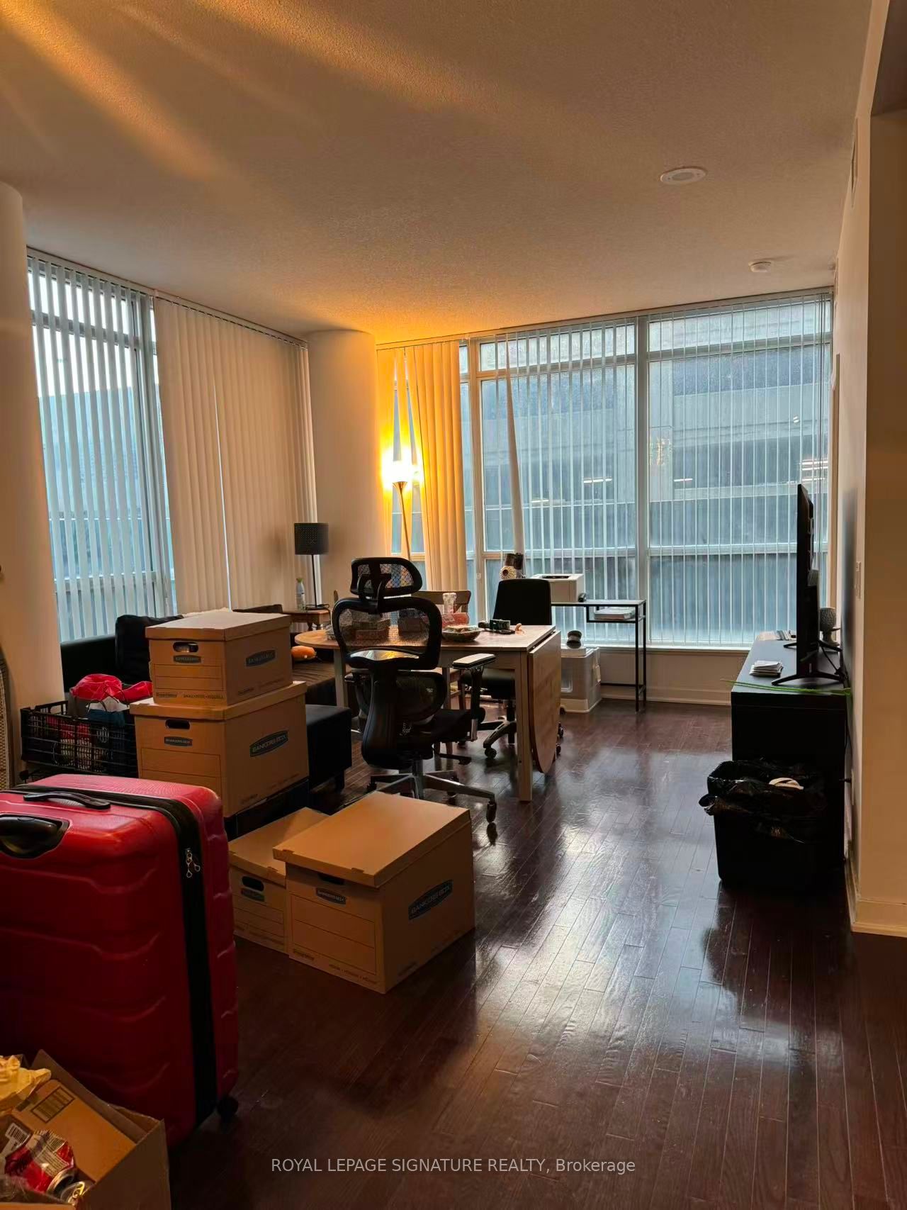 Unit 410 - 770 Bay Street, Toronto 4