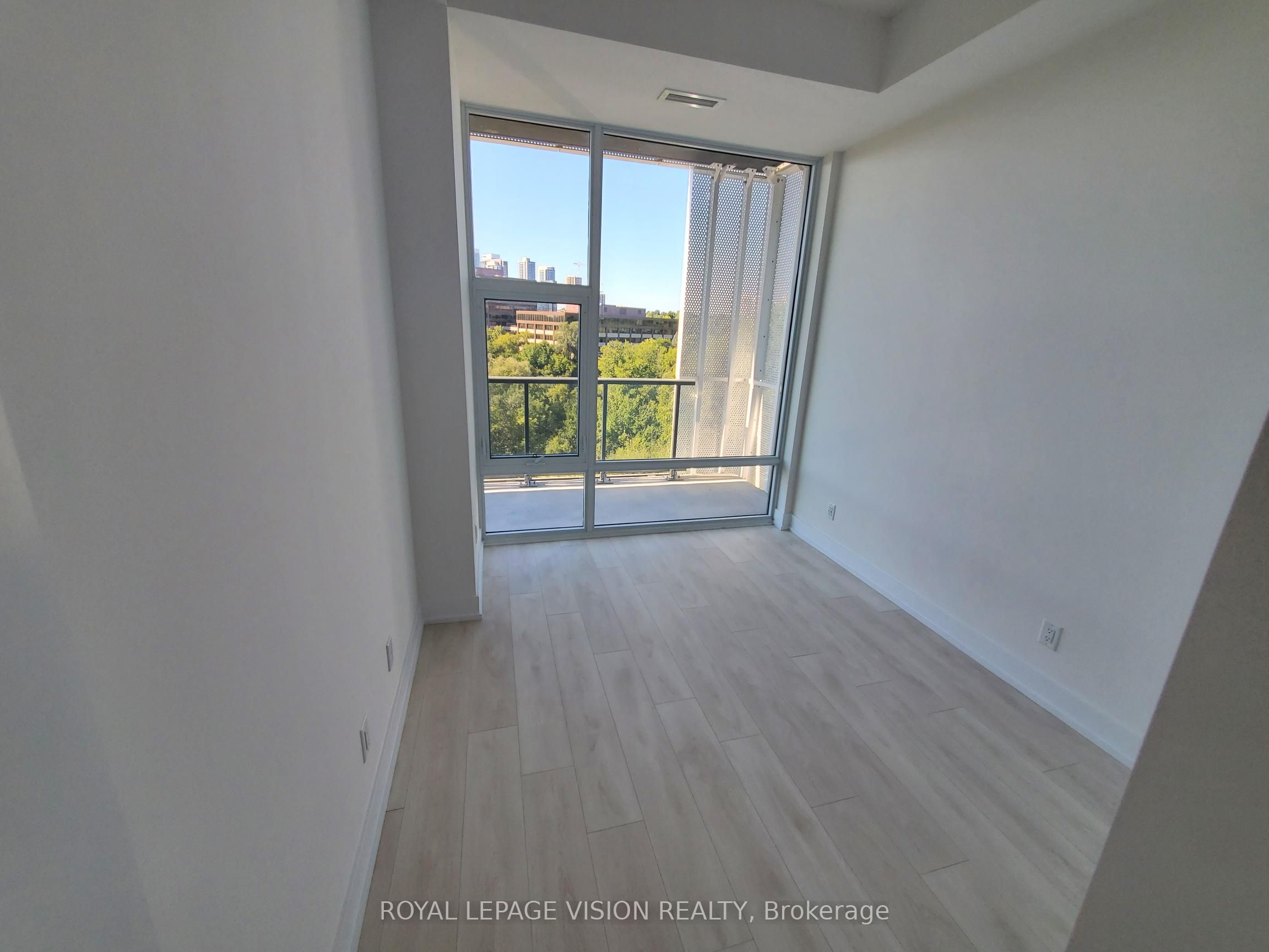 Unit 525 - 25 Adra Grado Way, North York 3