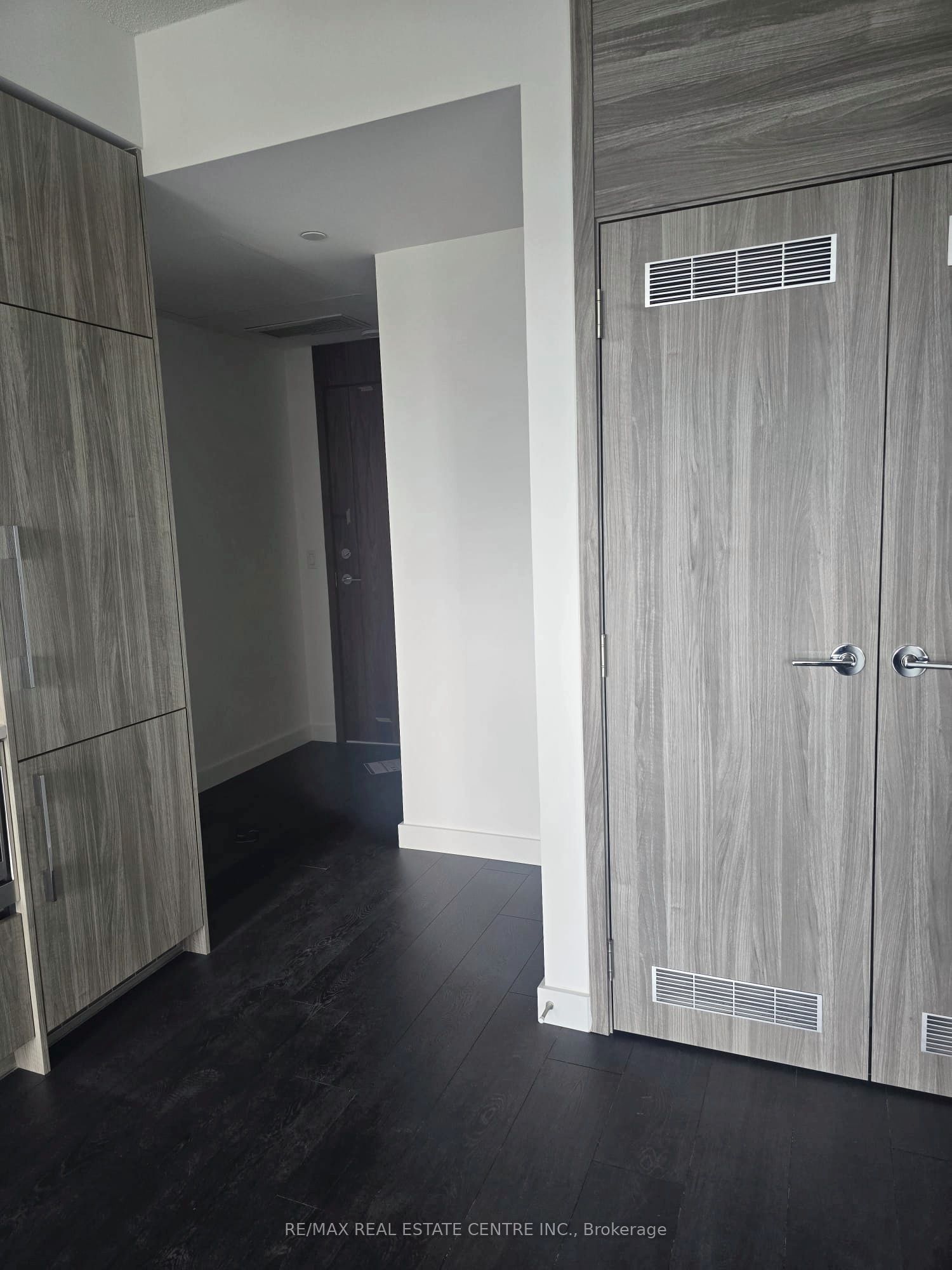 Unit 1108 - 75 Billes Heights, North York 2