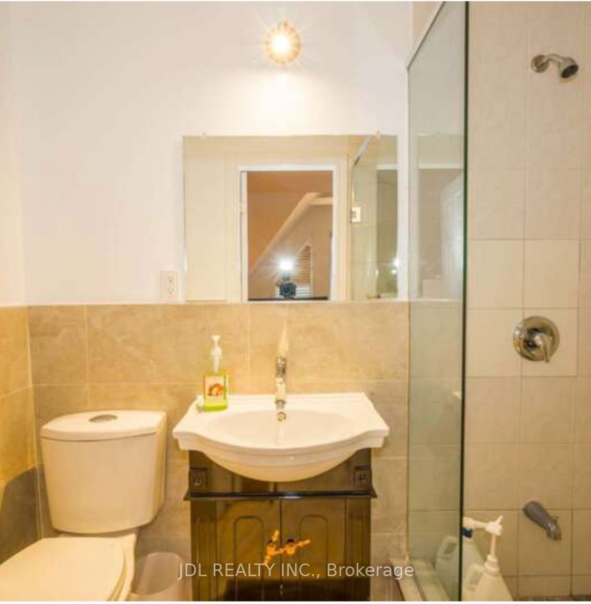 Unit masterbedroomA main floor - 118 Shuter Street, Toronto 5