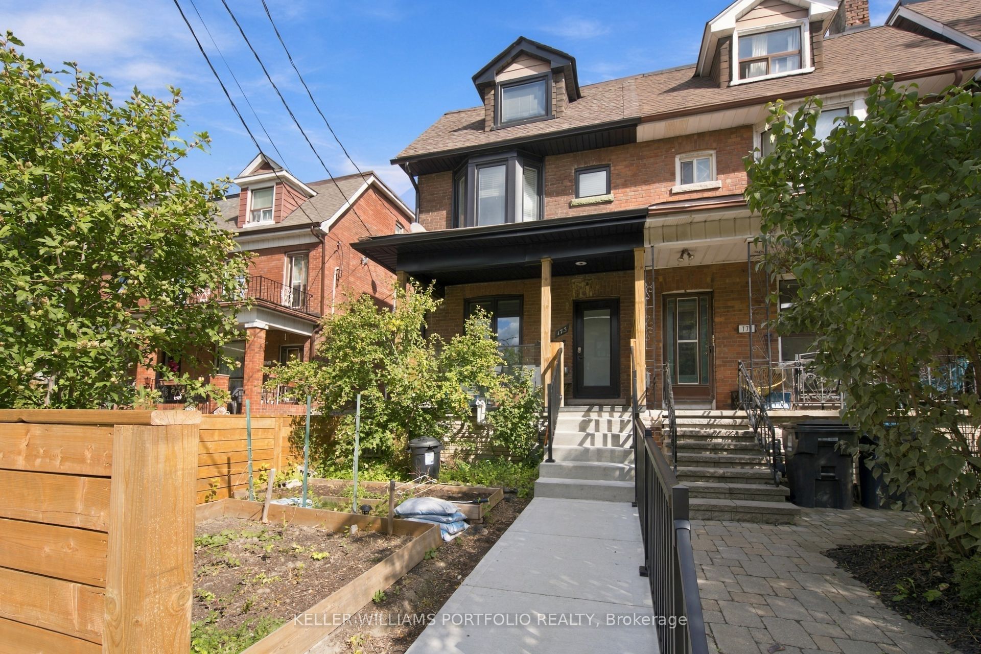 Unit Lower - 173 Beatrice Street, Toronto 2