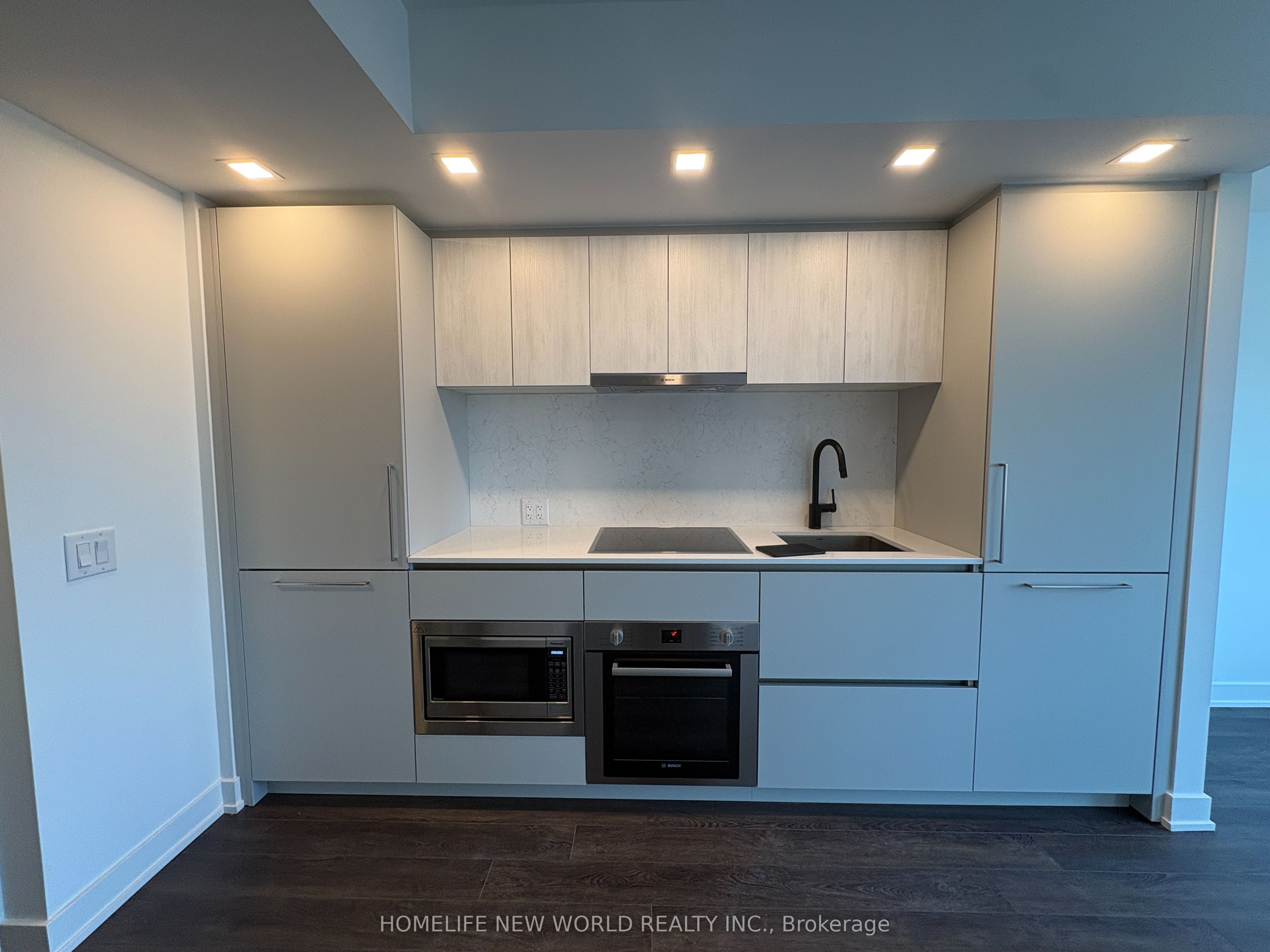 Unit 1009 - 609 Sherbourne Street, Toronto 4