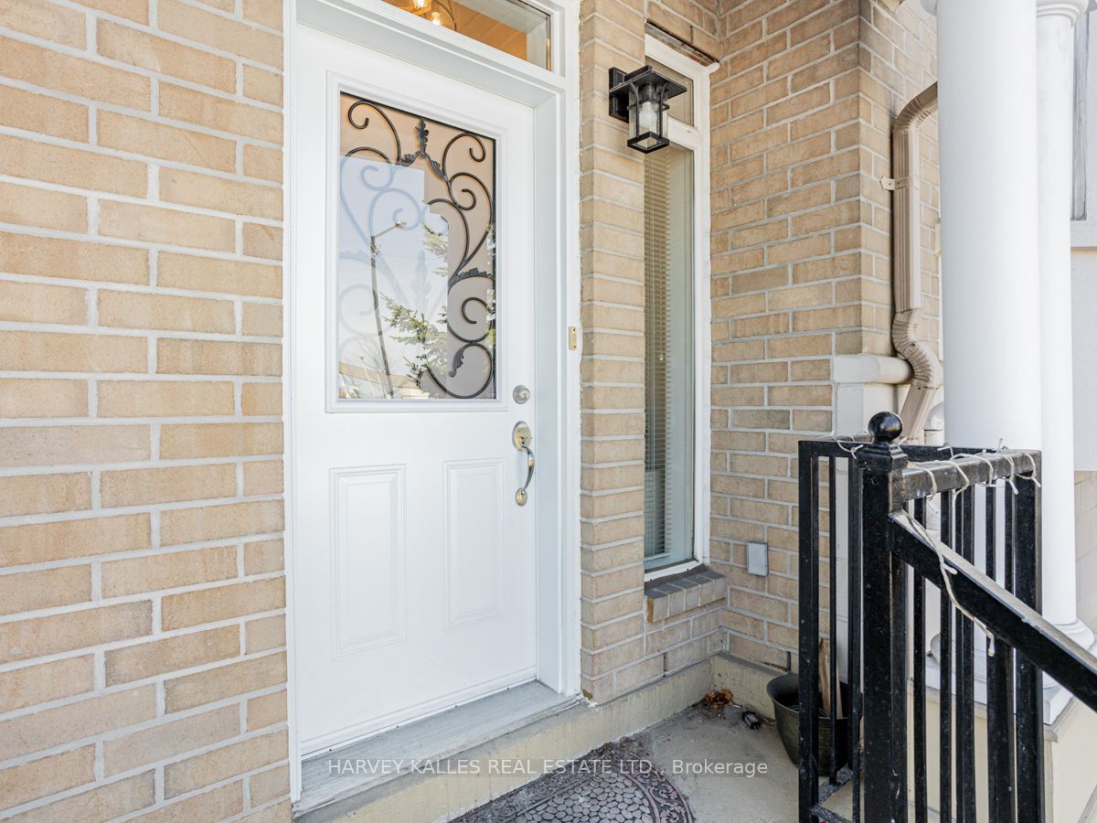 Unit 73 - 61 Town Centre Court, Scarborough 3