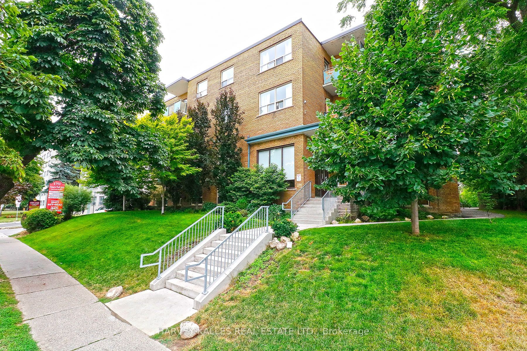 Unit 204 - 1751 Victoria Pk Avenue, Scarborough 2