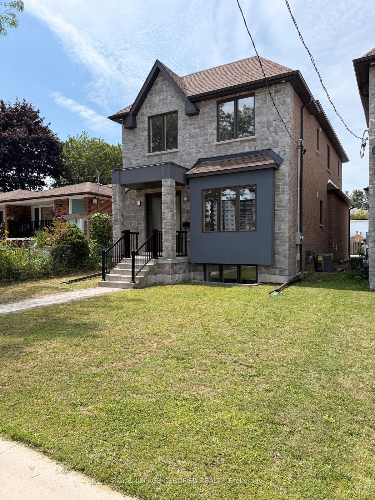 450 Midland Avenue, Scarborough 2