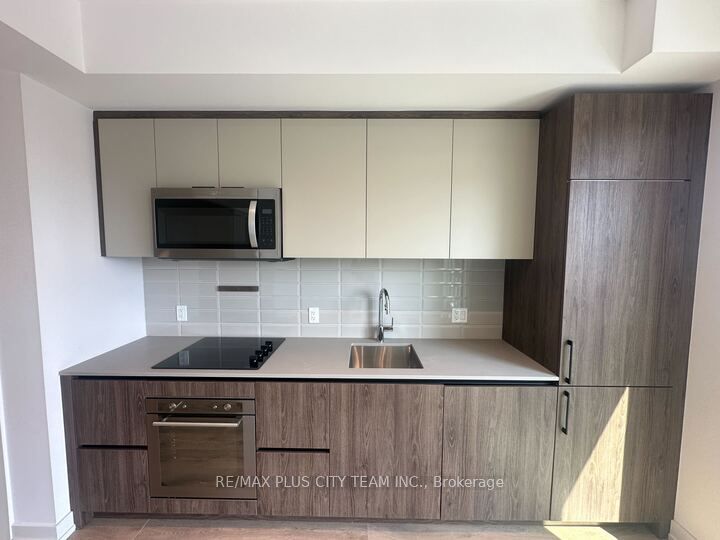 Unit 542 - 150 Logan Avenue, Toronto 5